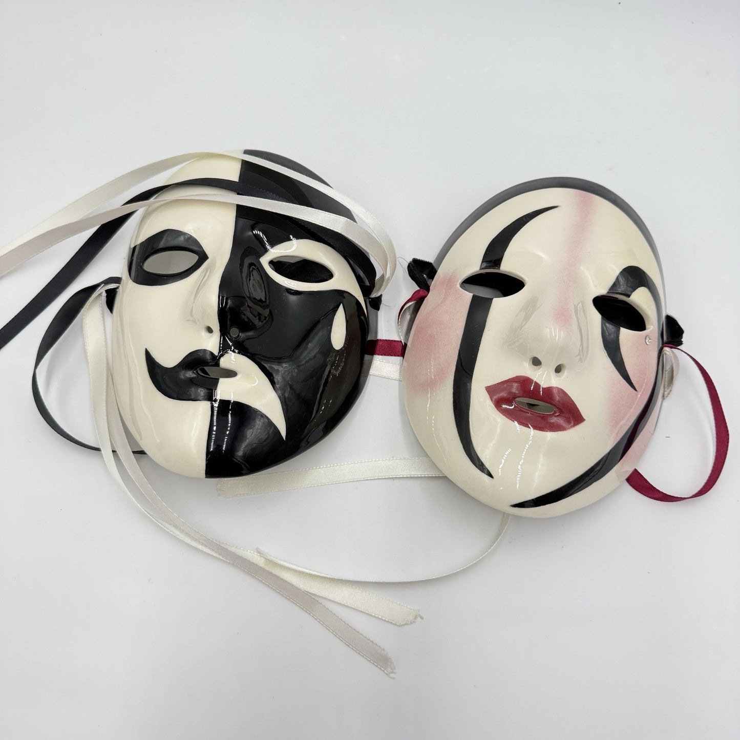 Kings & Clowns Fancy Faces Mask NEW ORLEANS MARDI GRAS Signed VTG Ceramic 7.25”