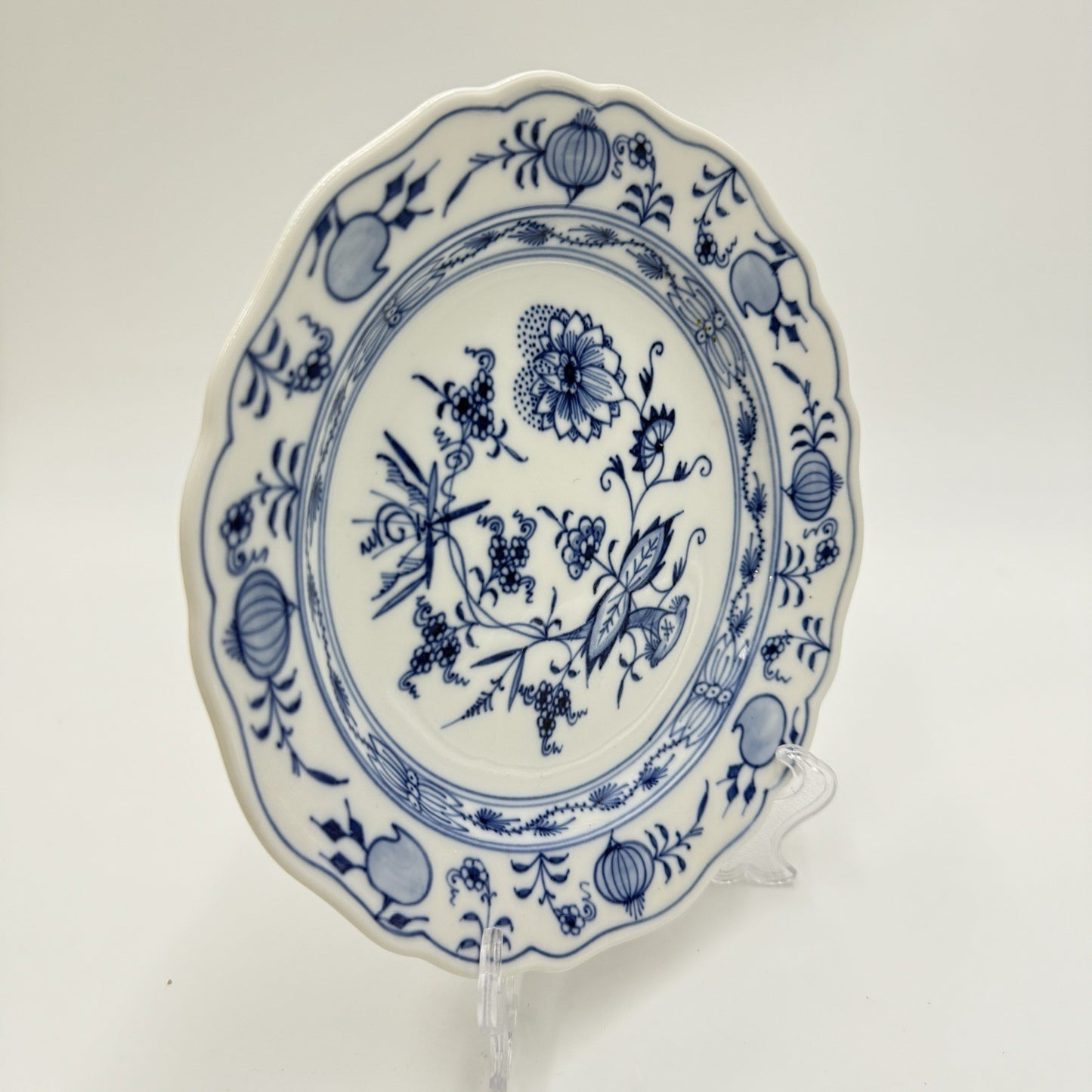 Antique Ernst Teichert Porcelain MEISSEN Blue Onion Plate 7” Germany