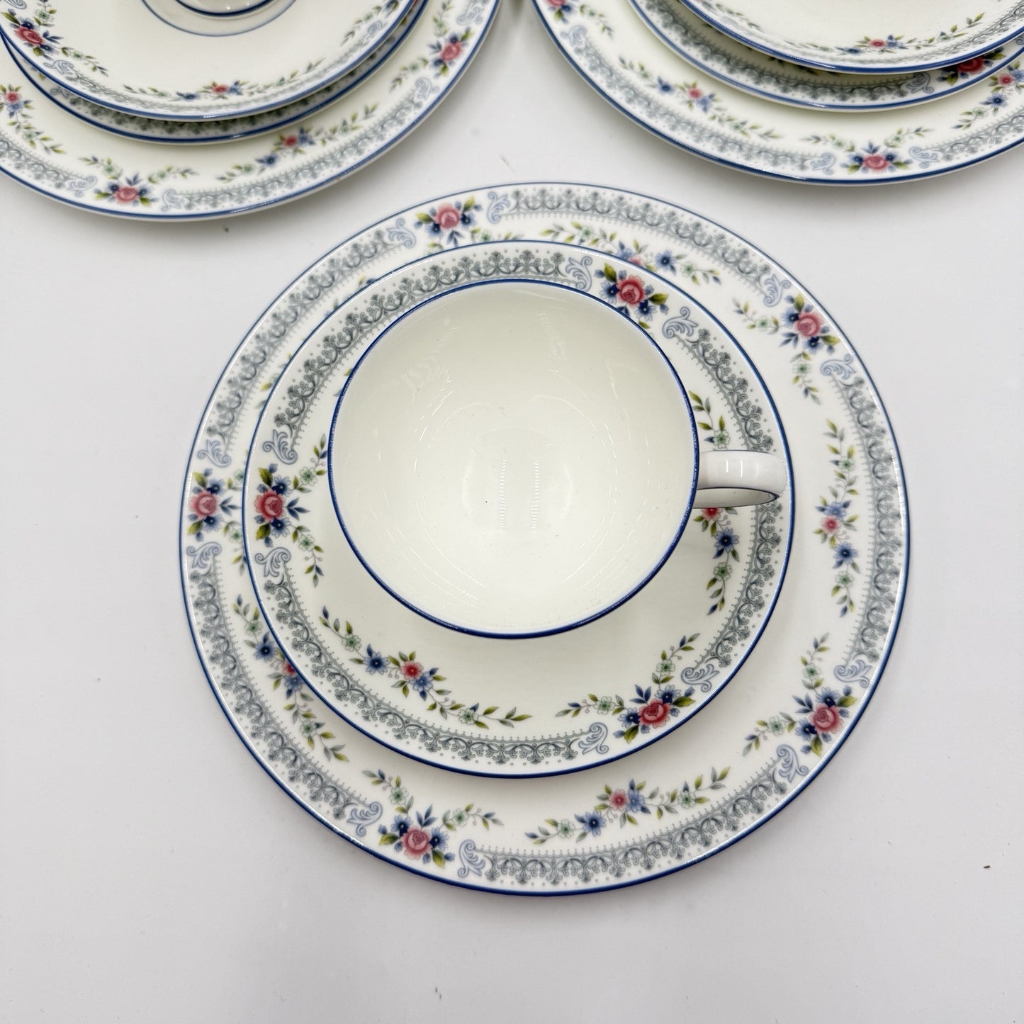 Wedgwood Rosedale English Bone China Tea Cups Saucers Dessert Salad Plates