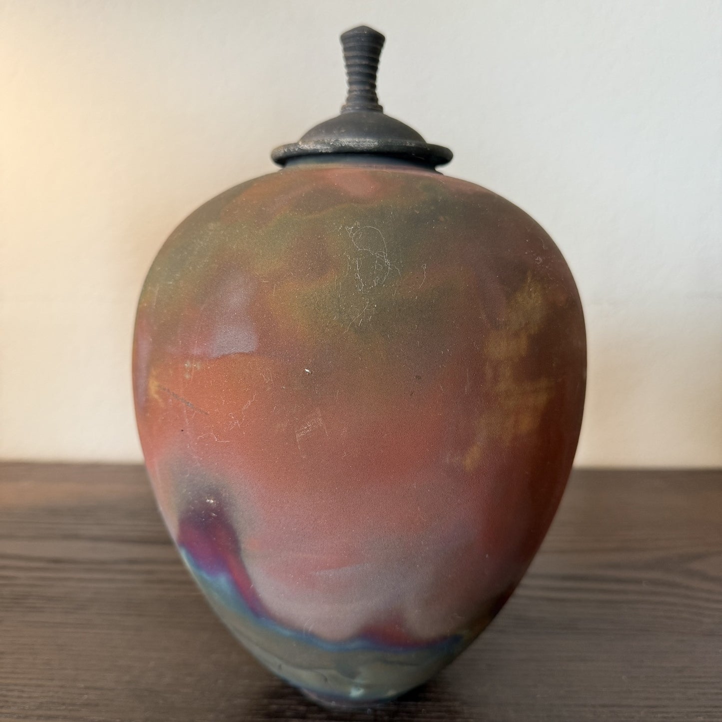 Raku Fired Pottery Iridescent Vase Urn With Lid Signed Wood Colors Natural 10in