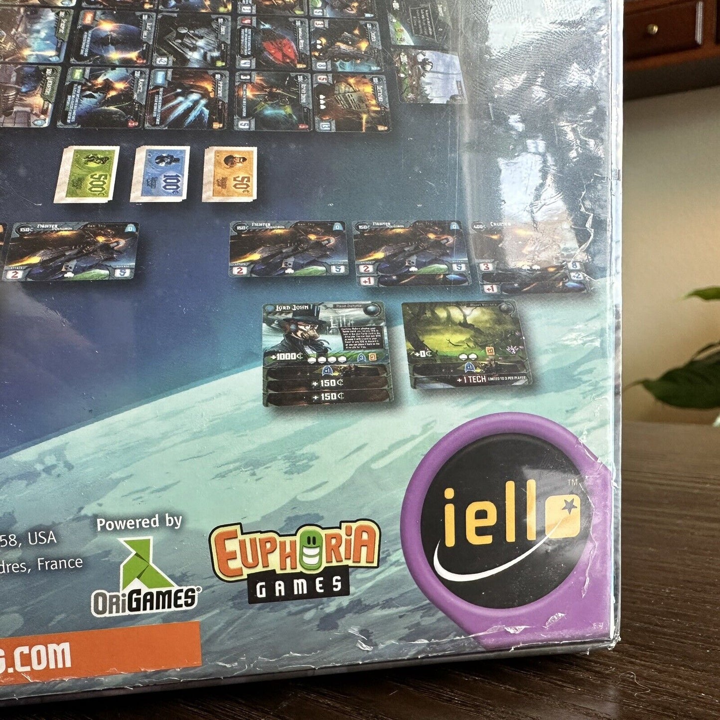 Iello Titanium Wars Board Game Limbo Sci Fi Cards 3-4 Players Euphoria Fun