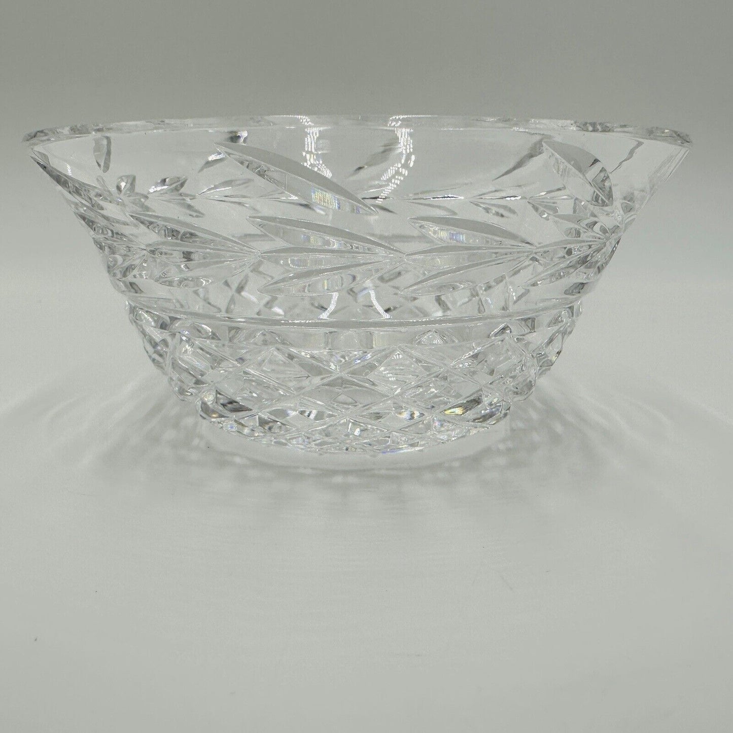 Waterford Crystal Glandore Round Finger Bowl Laurel Leaves Cut Glass 5 in Decor