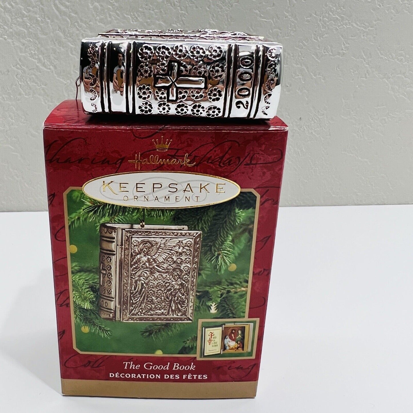 Hallmark Nativity Ornament Bible Good Book Keepsake 2000 Christmas Jesus