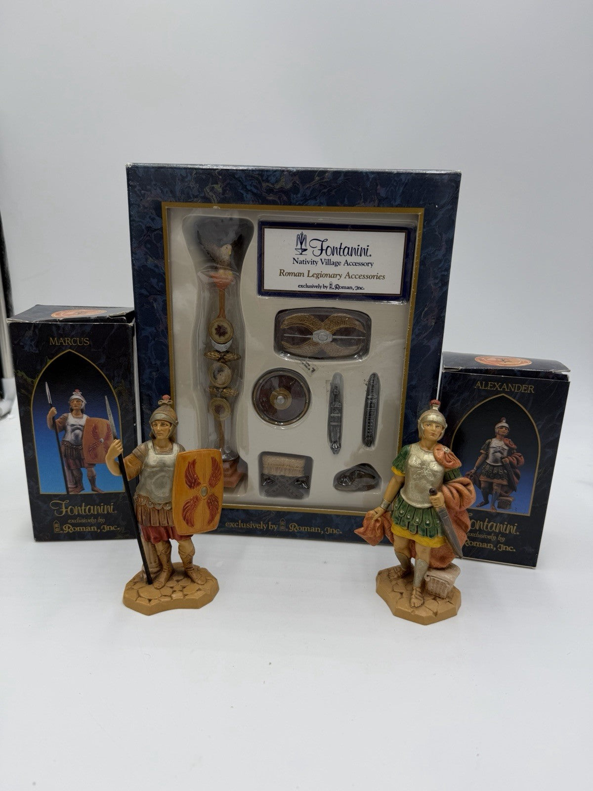 Fontanini Roman Legionary Accessories & Soldiers Marcus & Alexander Figurines