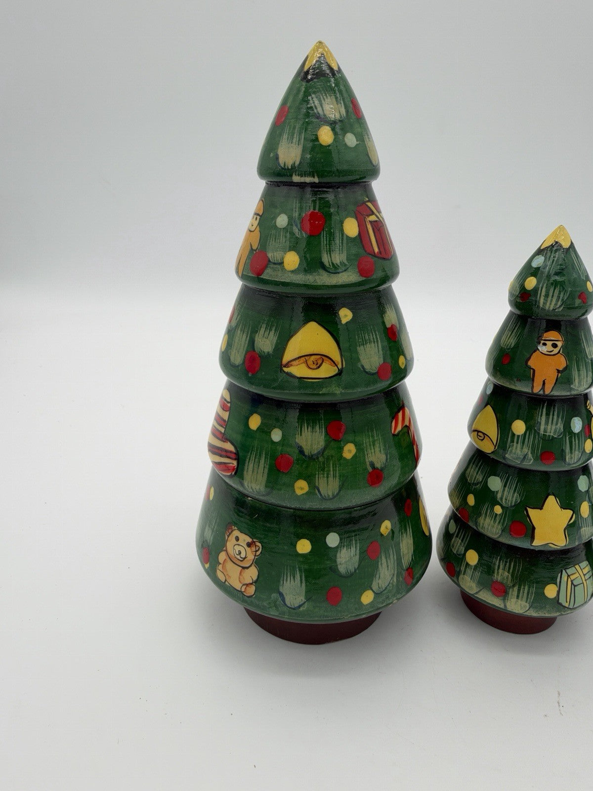 wooden folk art Christmas tree nesting dolls set Vintage hand painted 3 PCs 6”