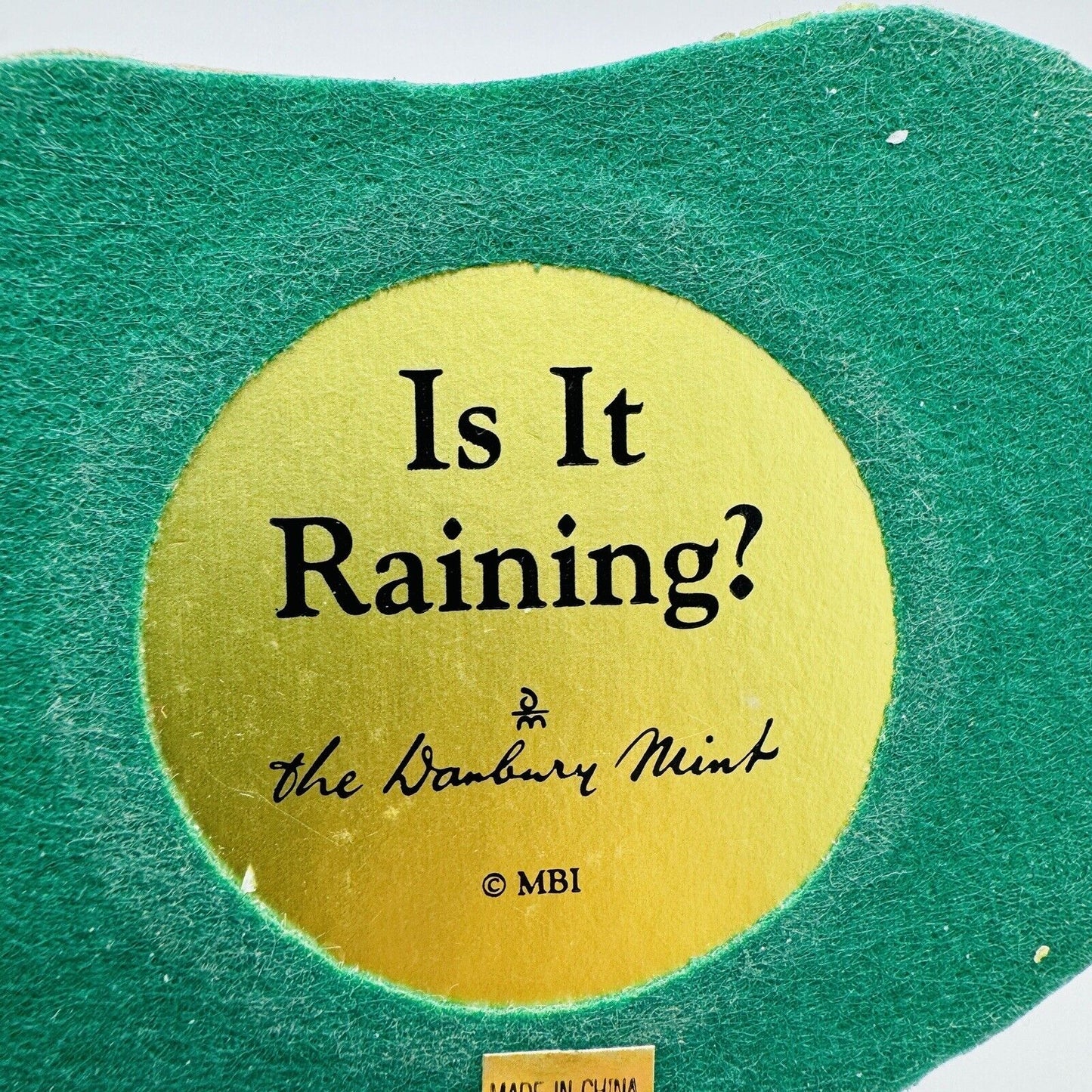 The Danbury Mint Is It Raining? School Hummel Miniature GOEBEL Set 1in Figurine