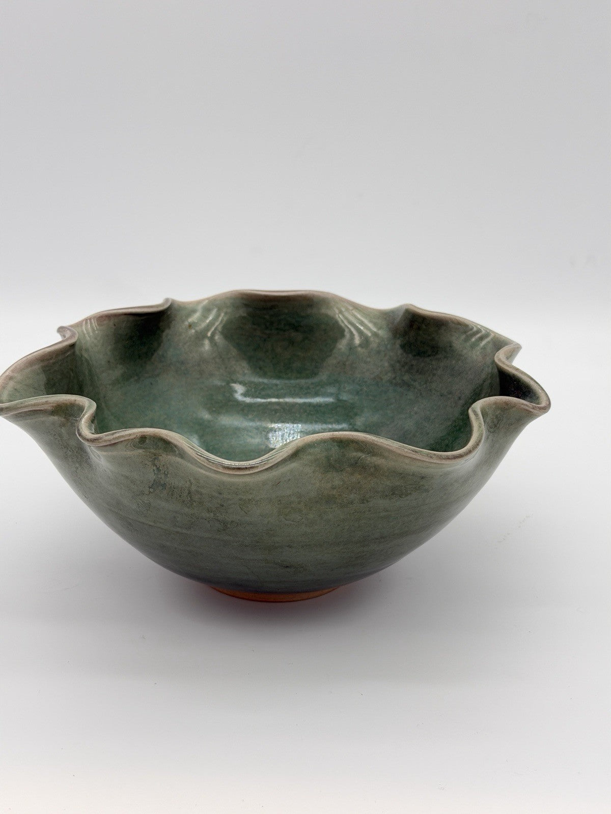 ROBBIE BREAUX Studio Art Pottery Green Large Centerpiece Bowl Ruffled Signed