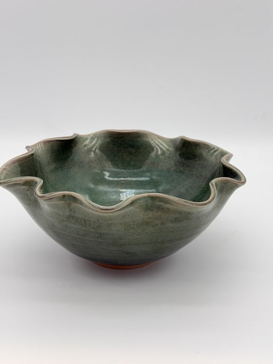 ROBBIE BREAUX Studio Art Pottery Green Large Centerpiece Bowl Ruffled Signed