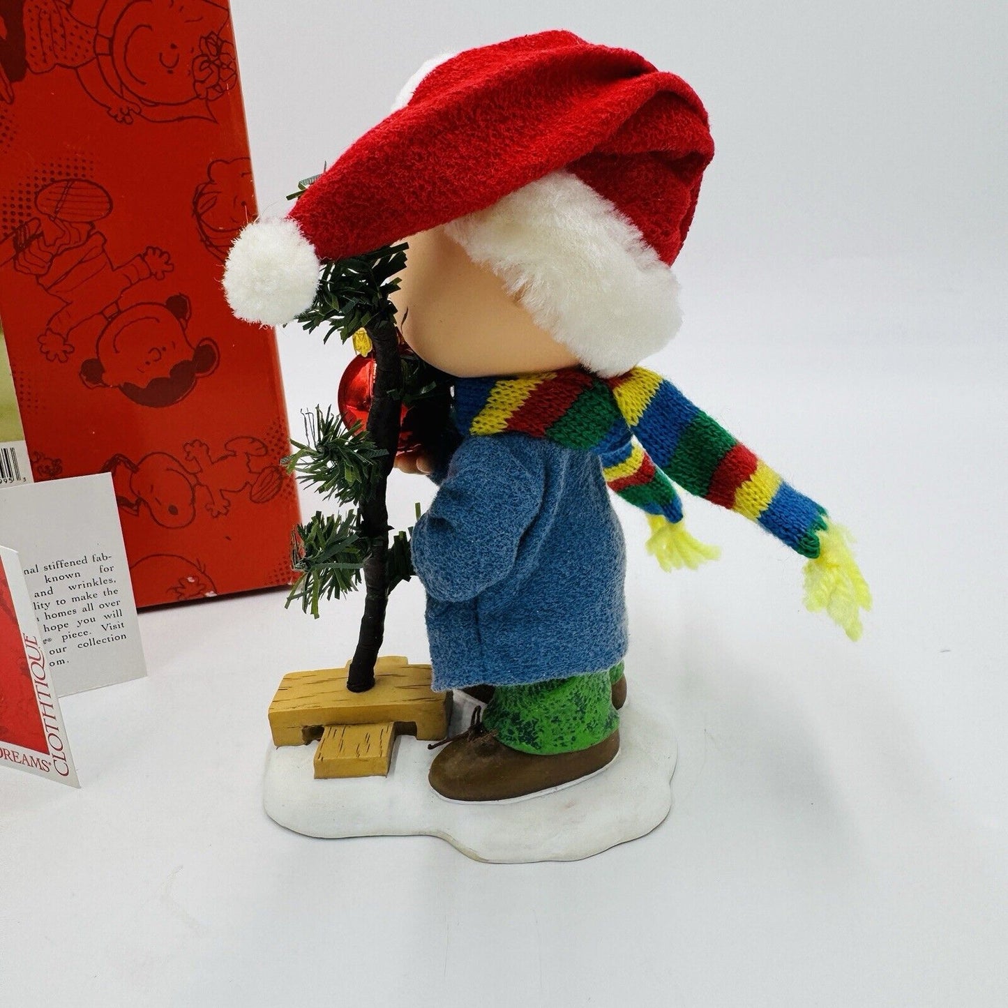 Dept 56 Clothtique Possible Dreams Peanuts  Charlie Brown ChristmasTree Figurine