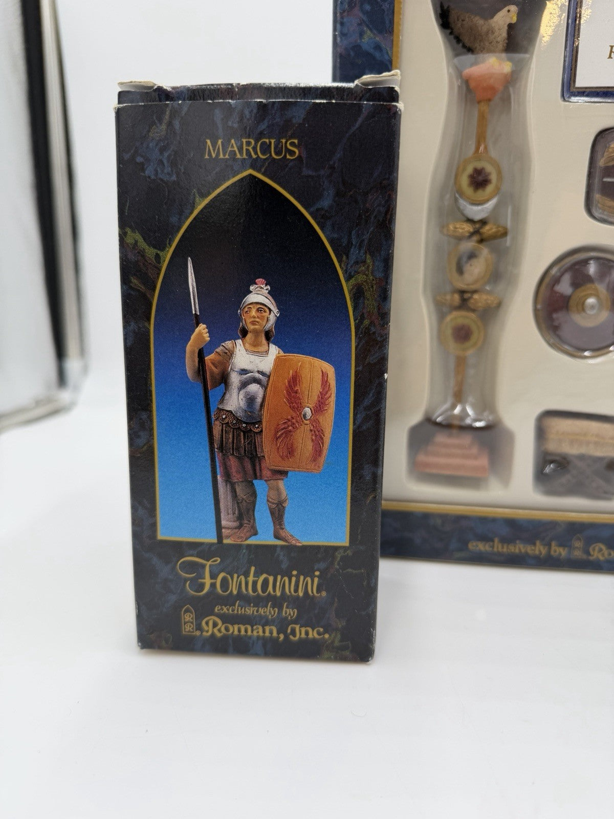 Fontanini Roman Legionary Accessories & Soldiers Marcus & Alexander Figurines