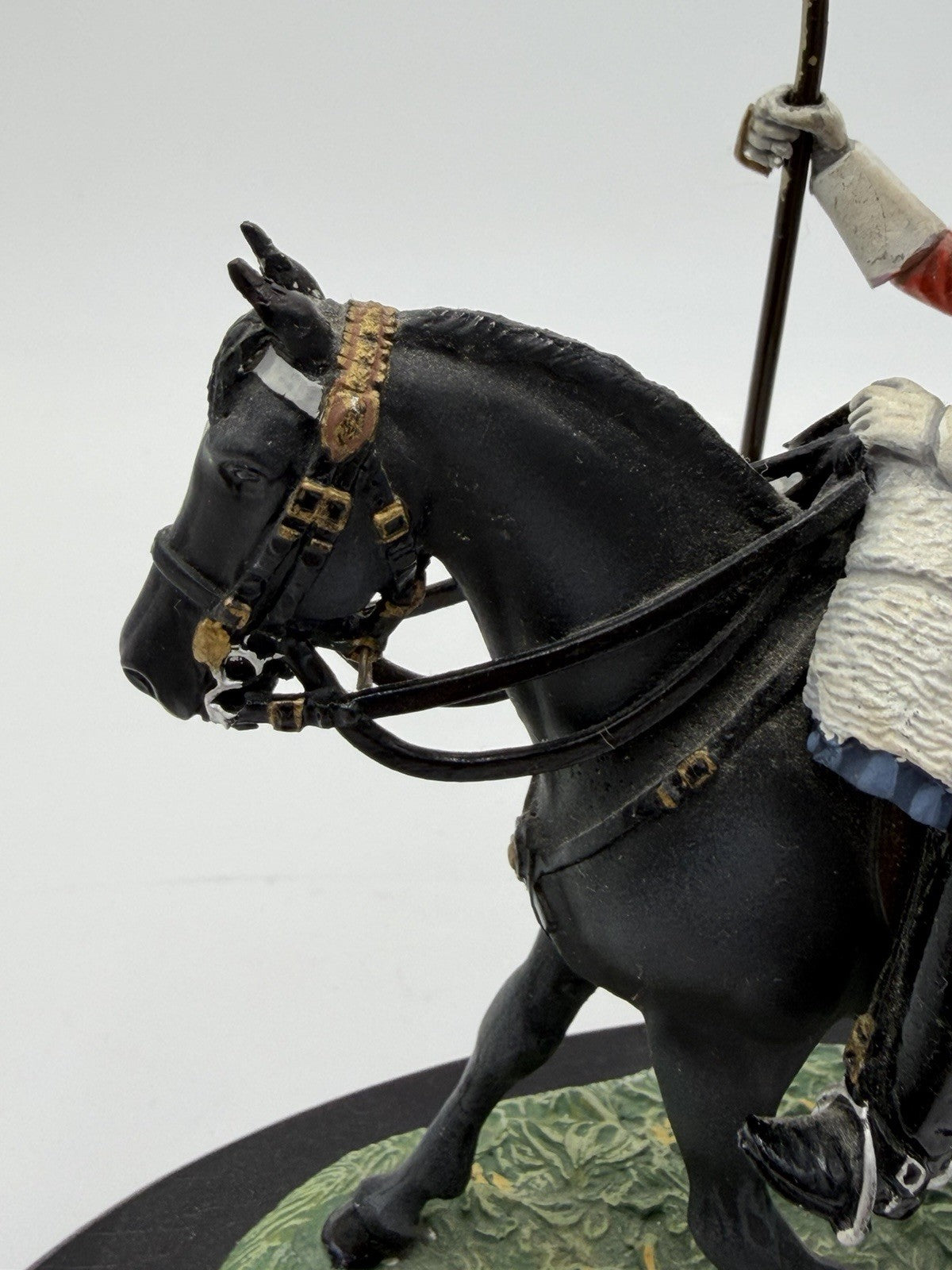 Chas C Stadden painted pewter Mounted Royal Guard British Buckingham 8” Figurine