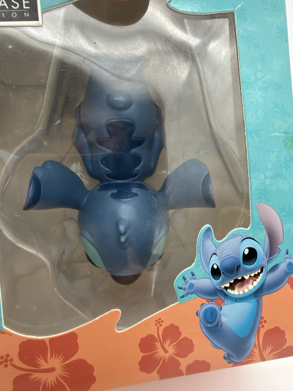 Disney Showcase STITCH Laying Down (6002189) Lilo & Stitch Resin Figurine