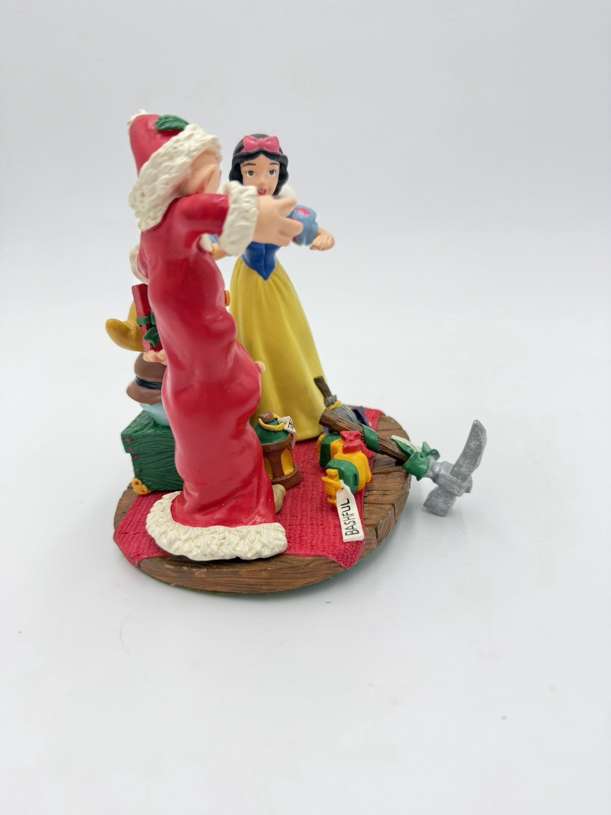 Disney Snow White & 7 Dwarfs 1999 Santas Best Stocking Hanger Vintage 6”H