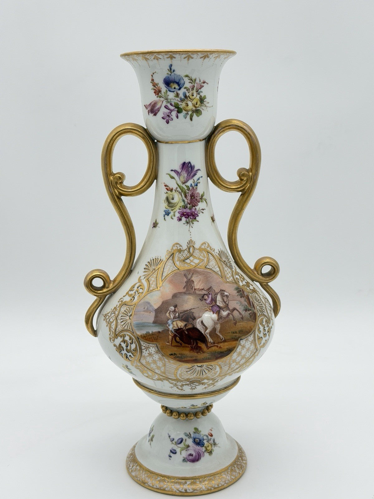 Antique Meissen Porcelain Amphora Double Handle Painted Horses Battle Vase 12”H