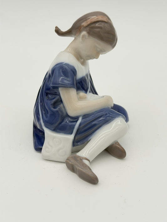 Royal Copenhagen Bing Grondahl B&G Little Girl w/Doll Porcelain Figurine Demark