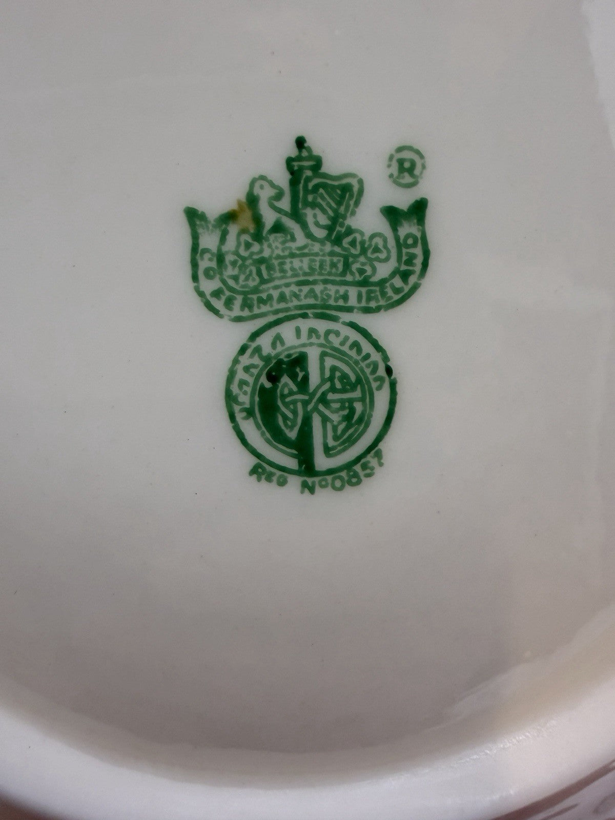Belleek Ireland Porcelain Shamrock Bread & Butter 1940 Plates 6.5” Set