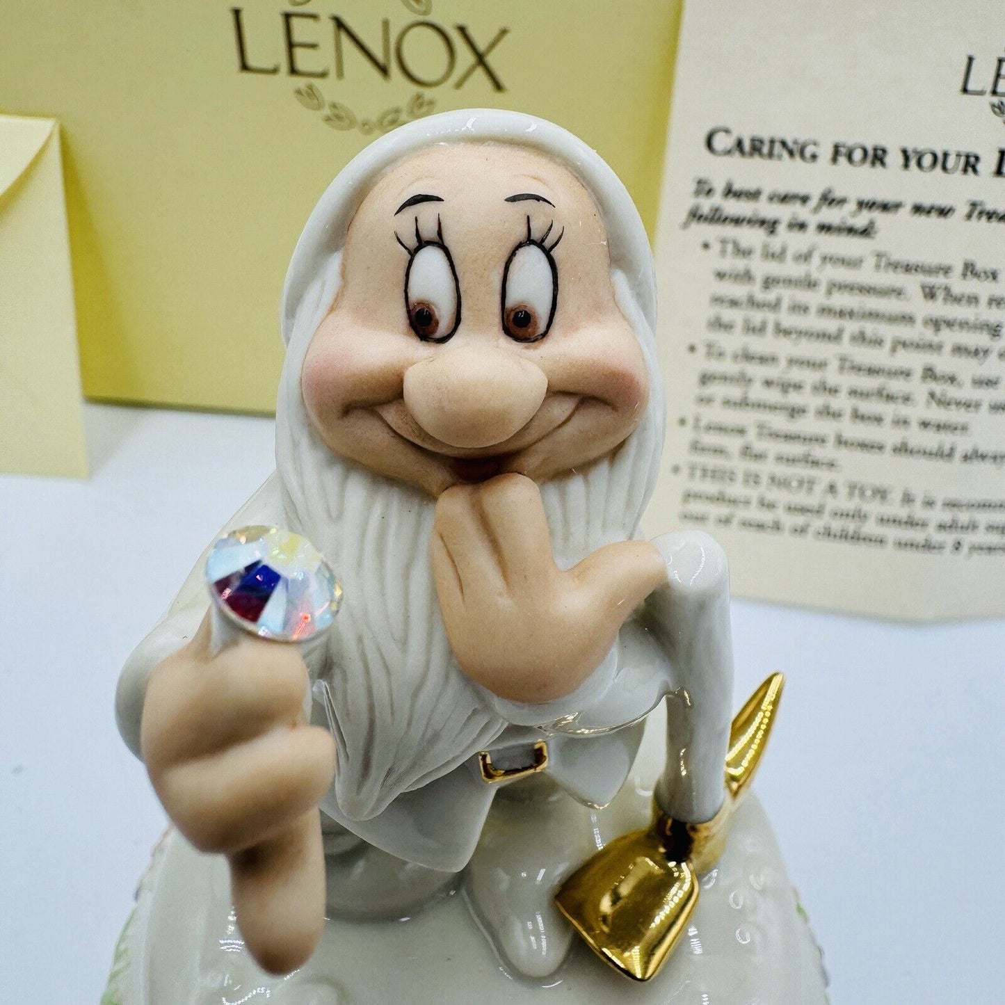 Lenox Porcelain Disney Showcase Bashful Treasure Box Trinket Box Figurine