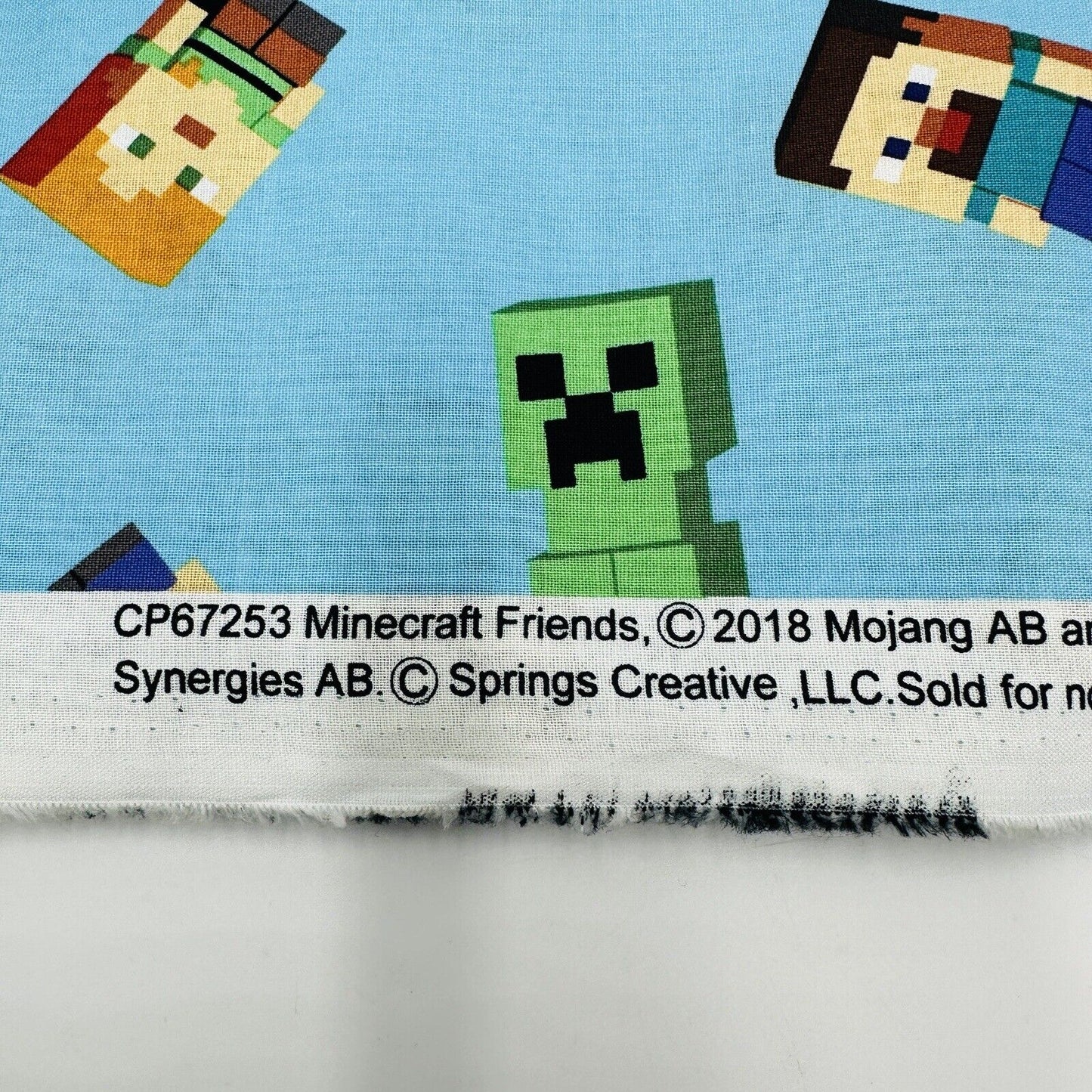 Minecraft Fabric Friends 2018 Mojang AB and Mojang Synergies AB Cotton 3.14Y L