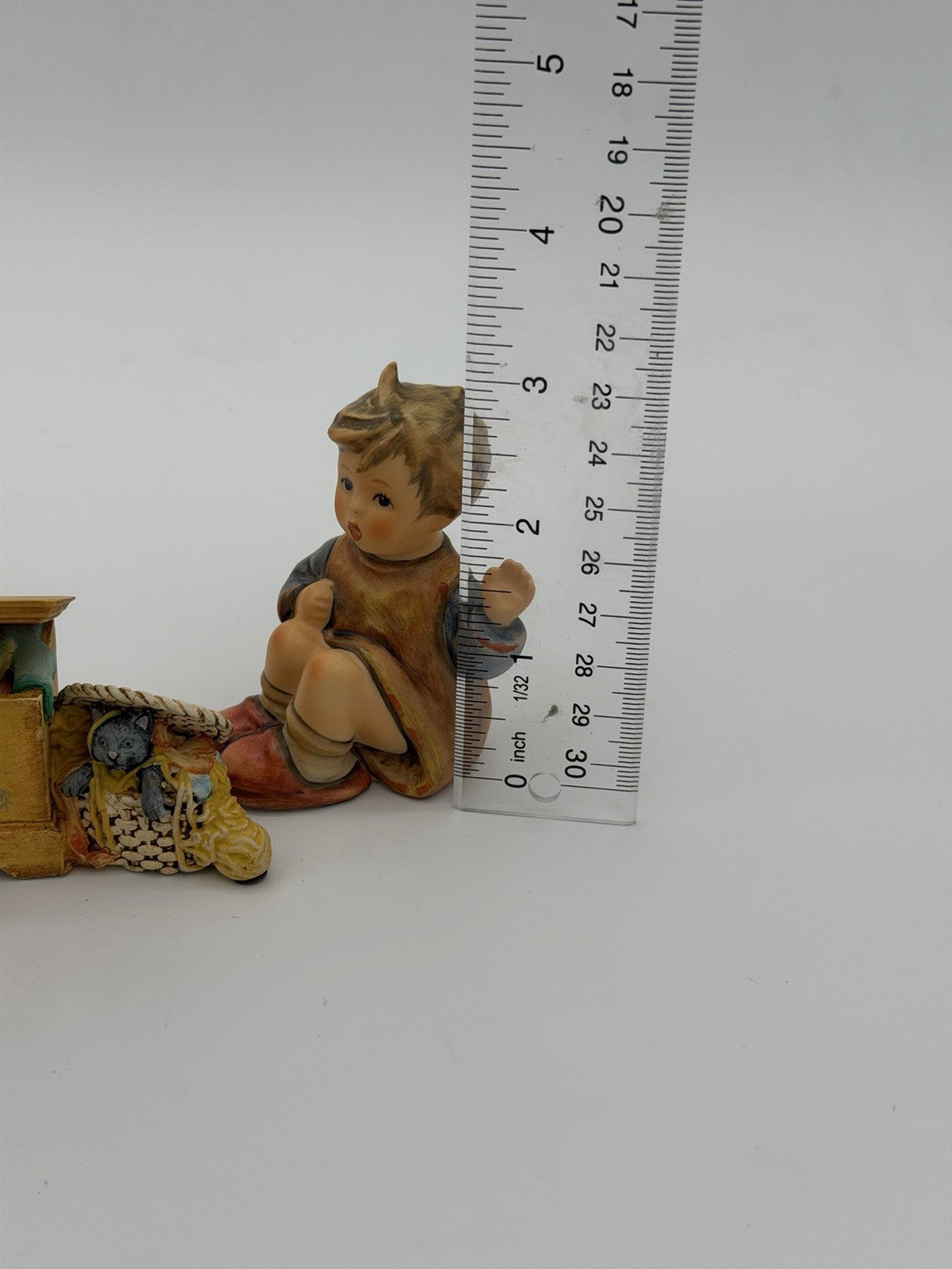 VINTAGE 1999 GOEBEL SMALL HOPE CHEST Plus 2 Hummel Goebel Figurines Set