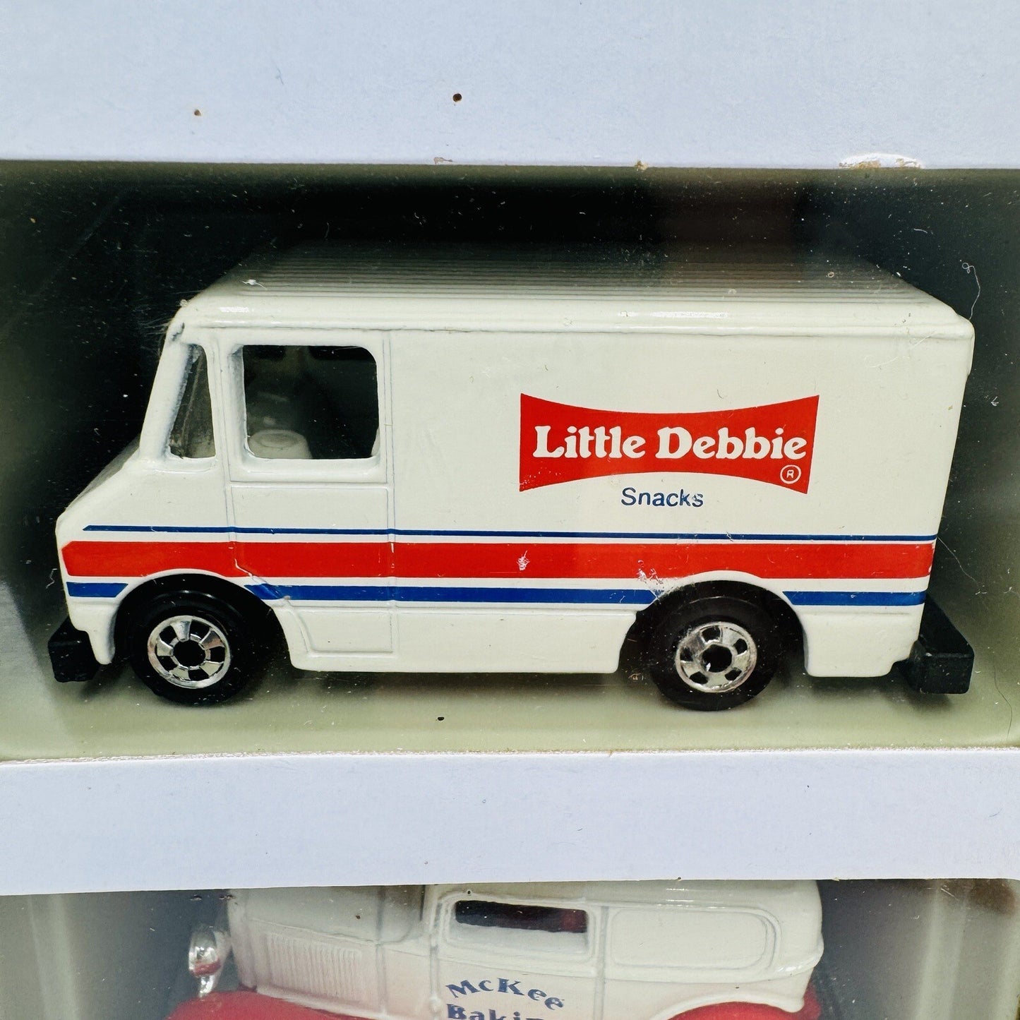 Mattel Hot Wheels Special Edition Little Debbie Snack Mackee 1994 Vintage