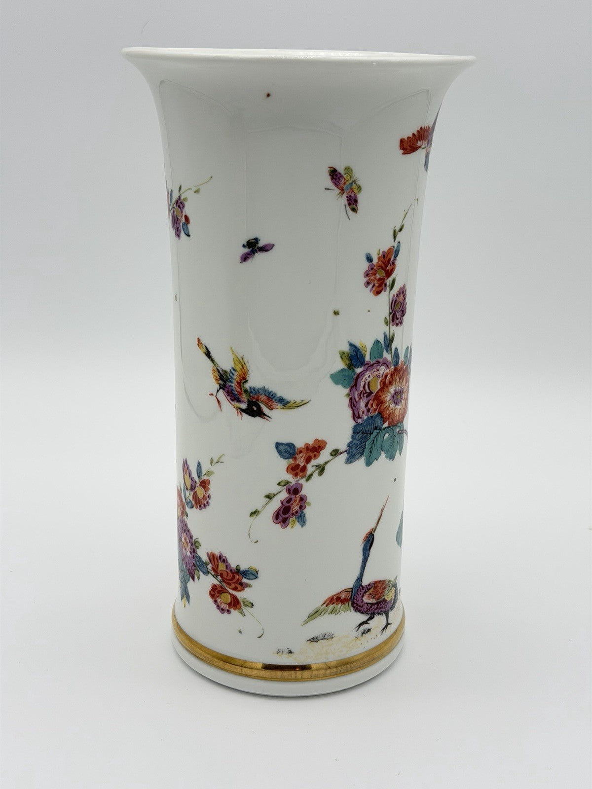 Lenox Porcelain USA SMITHSONIAN COLLECTION Saxony Vase Floral 11”H Vintage