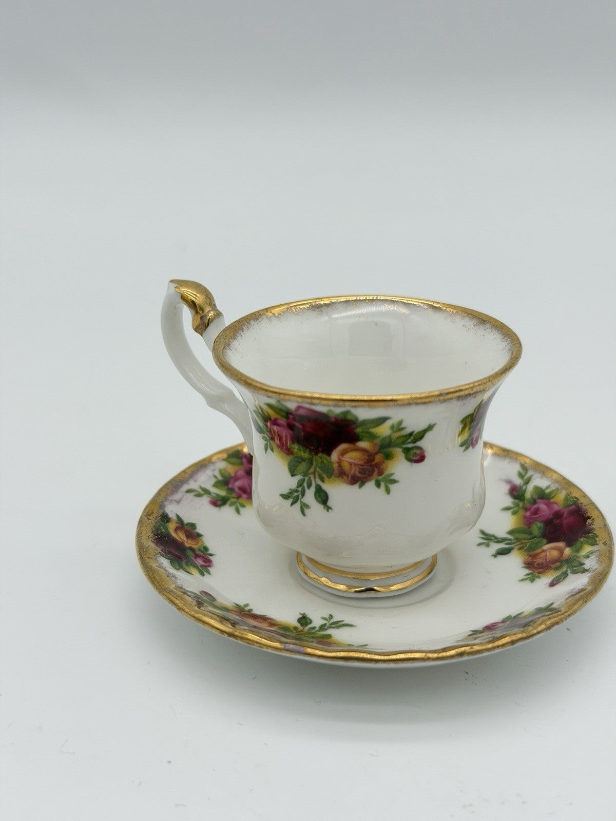 Vtg Royal Albert England Old Country Roses  Miniature Teacup & Saucer 2”H