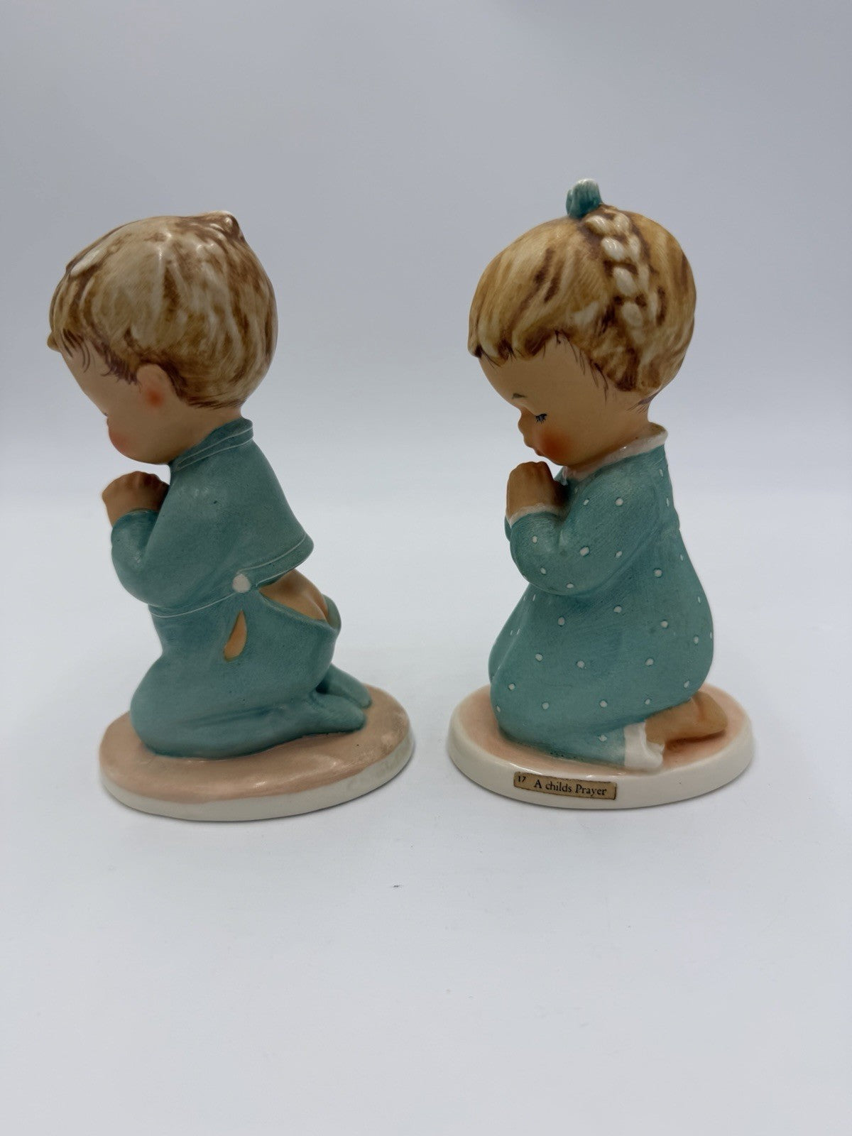 Goebel Hummel Germany Porcelain Praying Boy & Girl Figurine Set BYJ16&17 5.5”H
