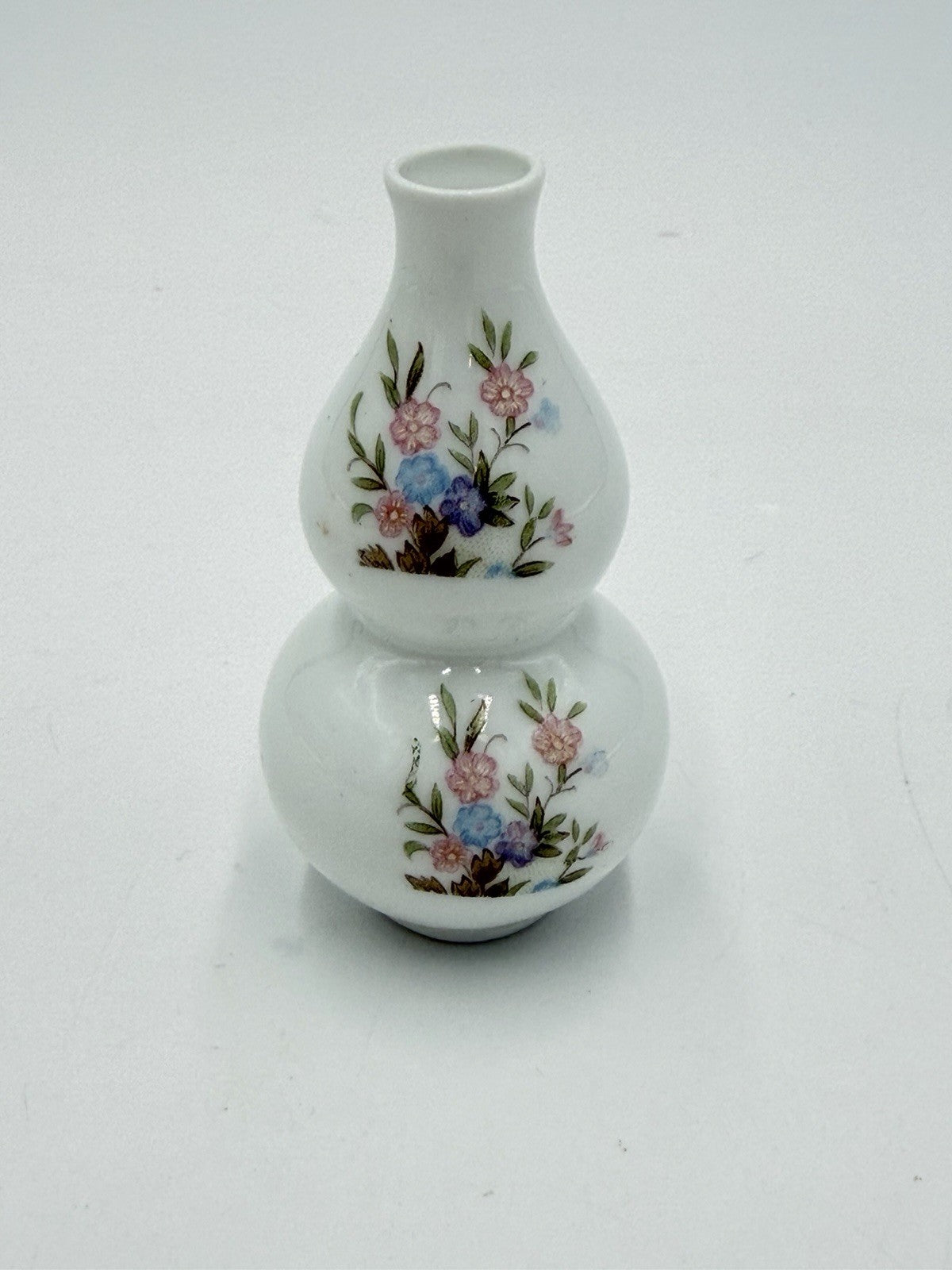 Antique Chinese Zhongguo Jingdezhen Zhi Porcelain Miniature 3” Floral Vase