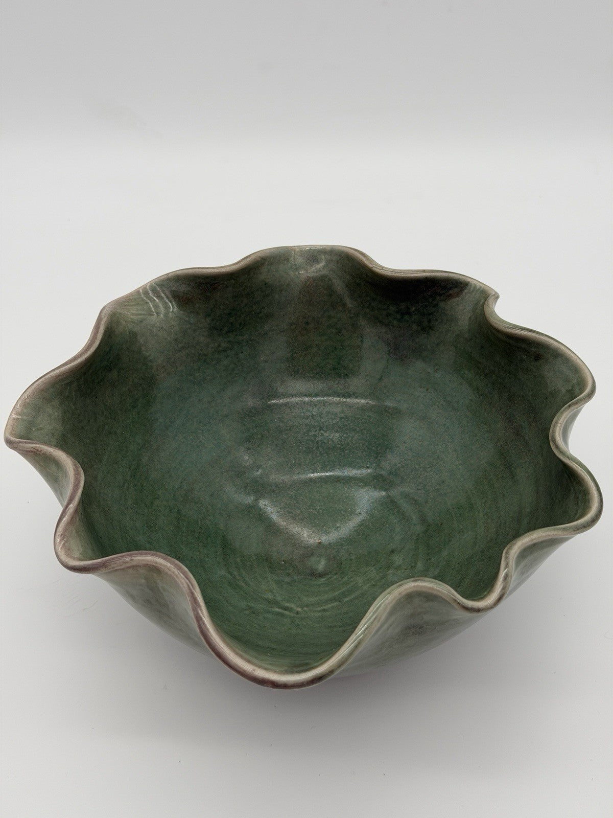 ROBBIE BREAUX Studio Art Pottery Green Large Centerpiece Bowl Ruffled Signed
