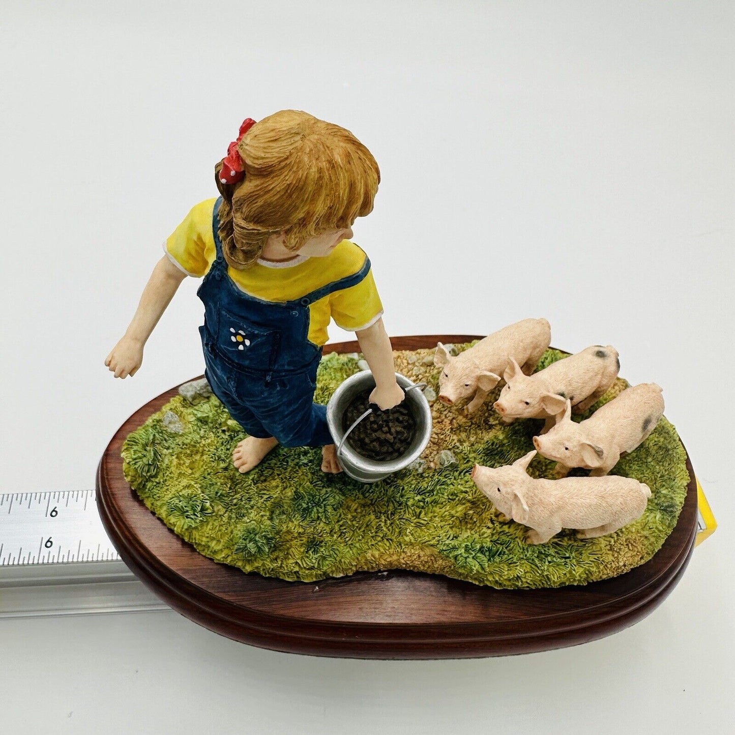 Border Fine Arts Figurine Young Farmer Feeding The Piglets A5030 Enesco Vintage