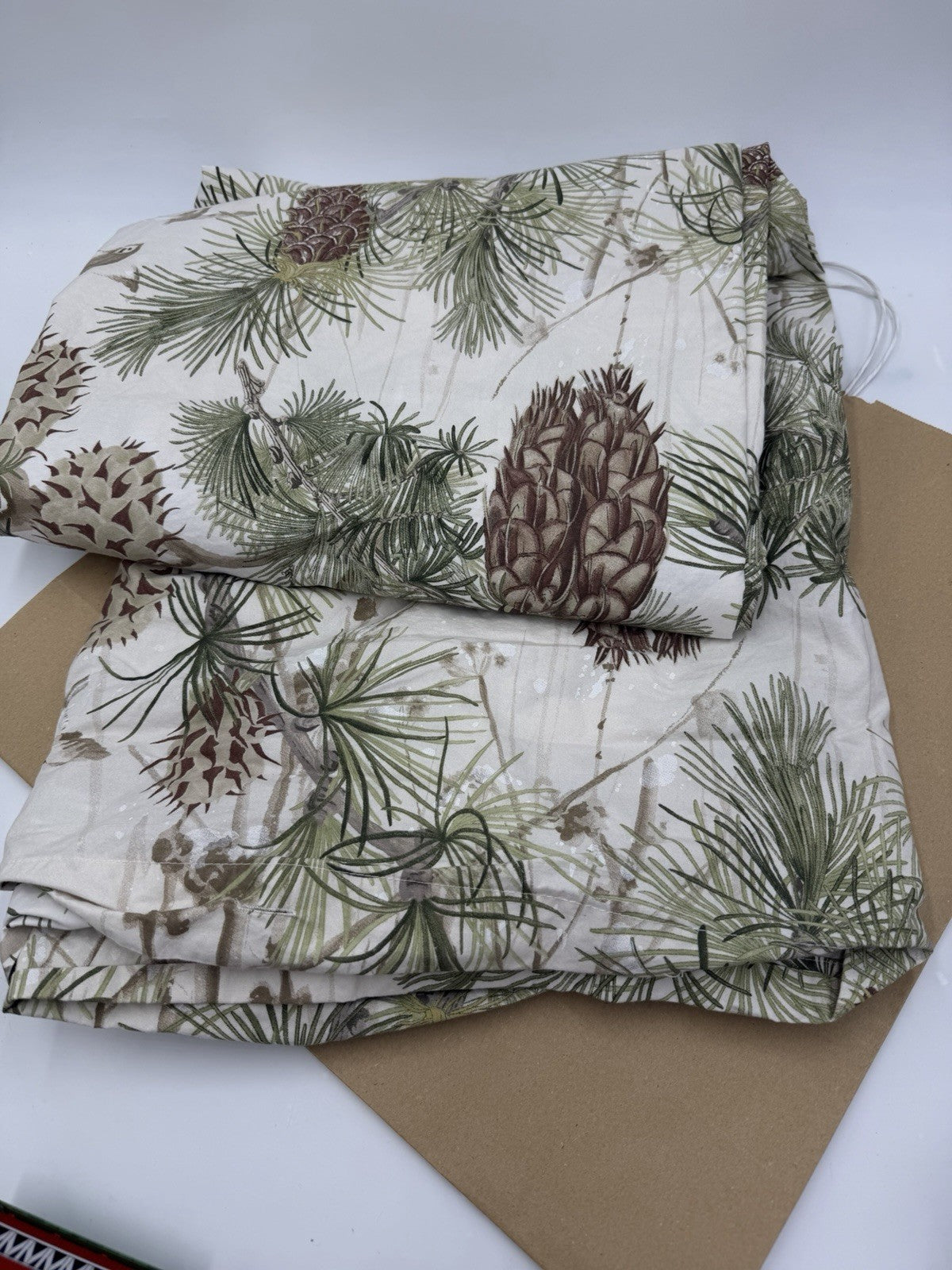 Pottery Barn Winter Pinecone Bird Pattern 100% Cotton Full / Queen Duvet Cover