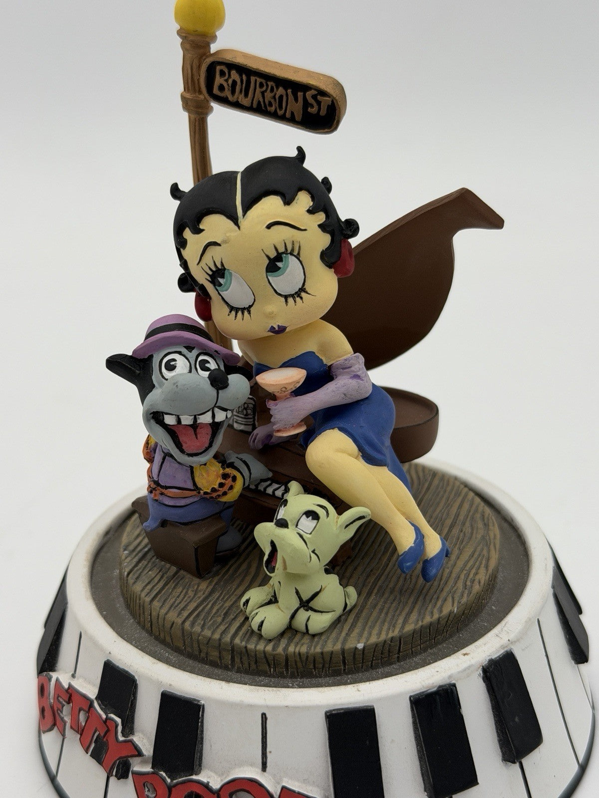 Franklin Mint Betty Boop BOURBON STREET Glass Dome 1995 Figurine 5” Vintage