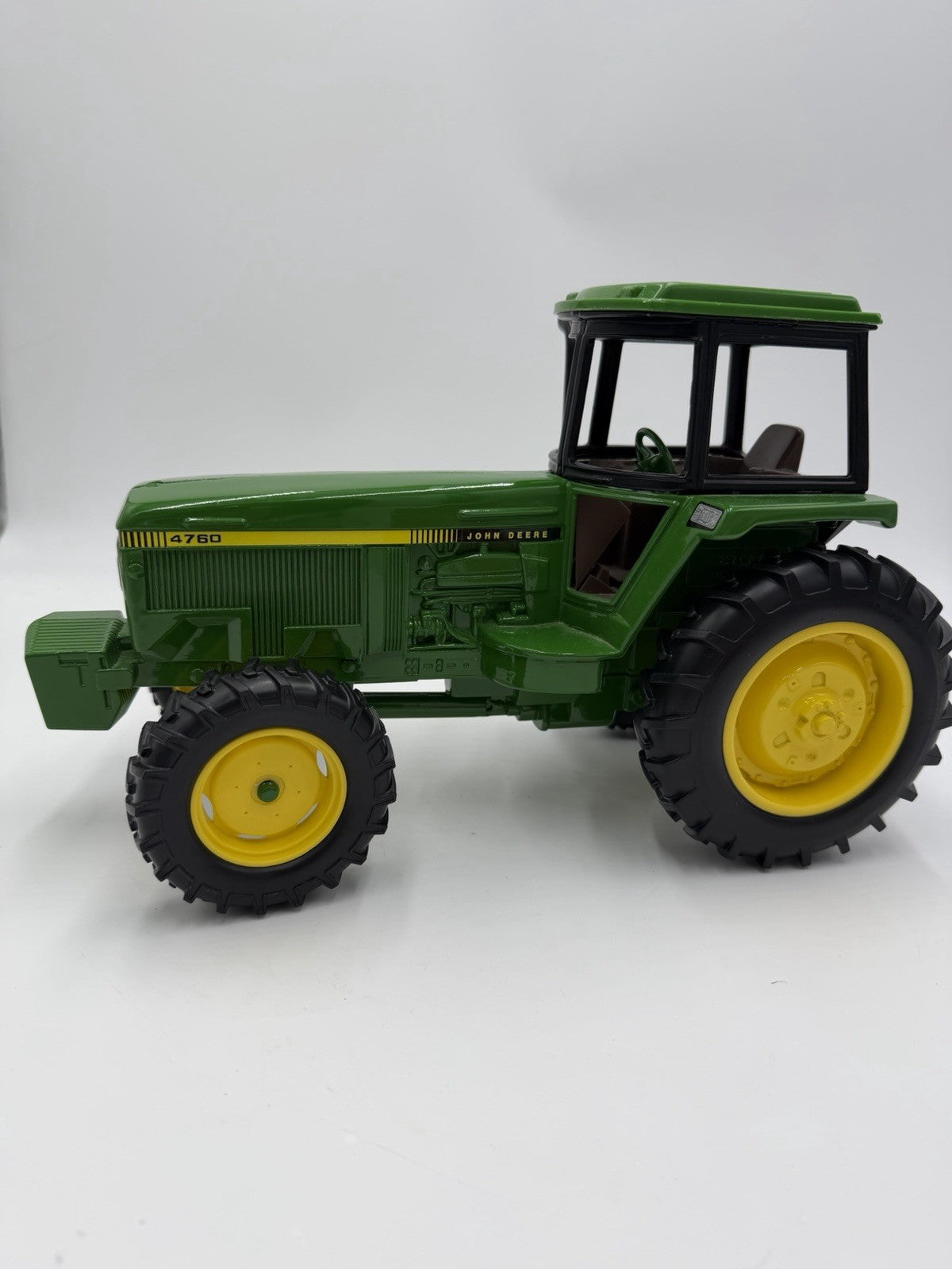 John Deere 1/16 Scale 4760 FWD Tractor ERTL Toy Model DieCast Metal Large