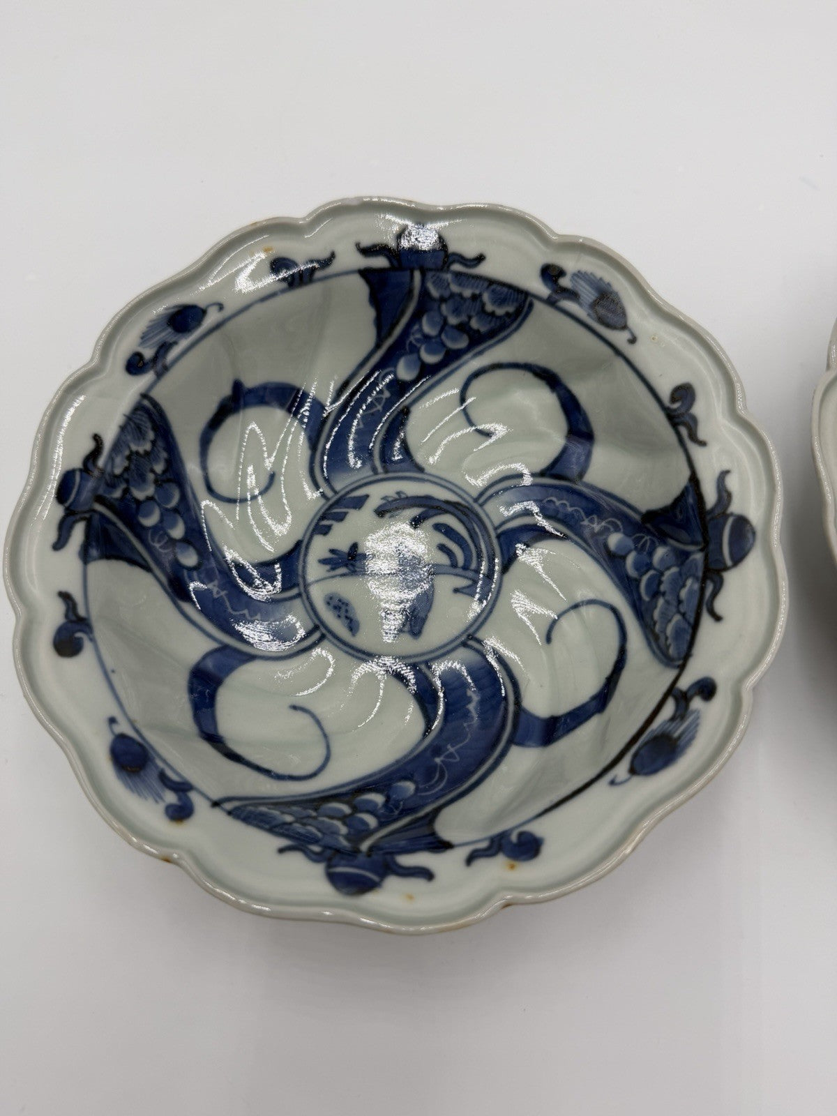 Antique lobed Japanese Imari Arita bowl 1760-90 handpainted #5040A