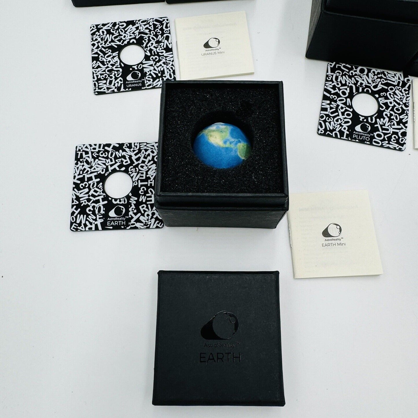 AstroReality mini  Model Augmented Reality App 3D Globe Planet Set 9 Pieces