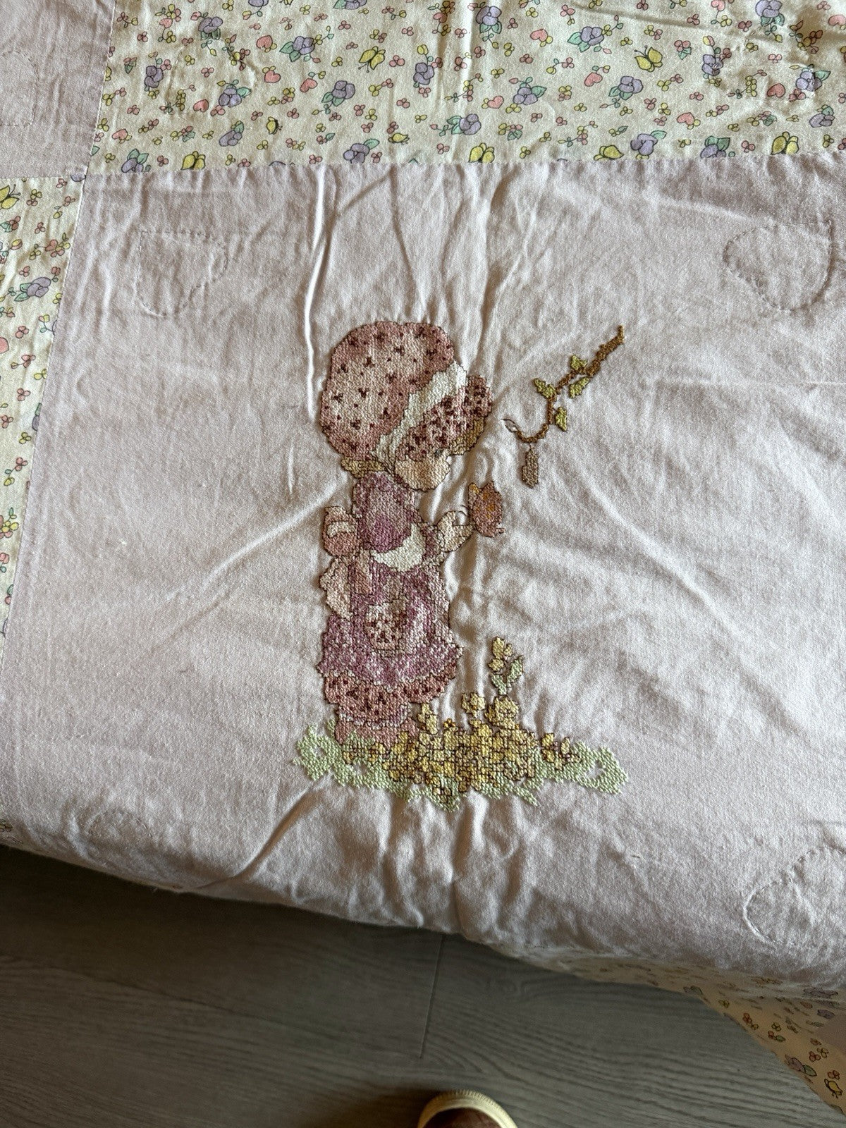 Precious Moments bedding PMI Spectrix patchwork cross-stitch comforter full