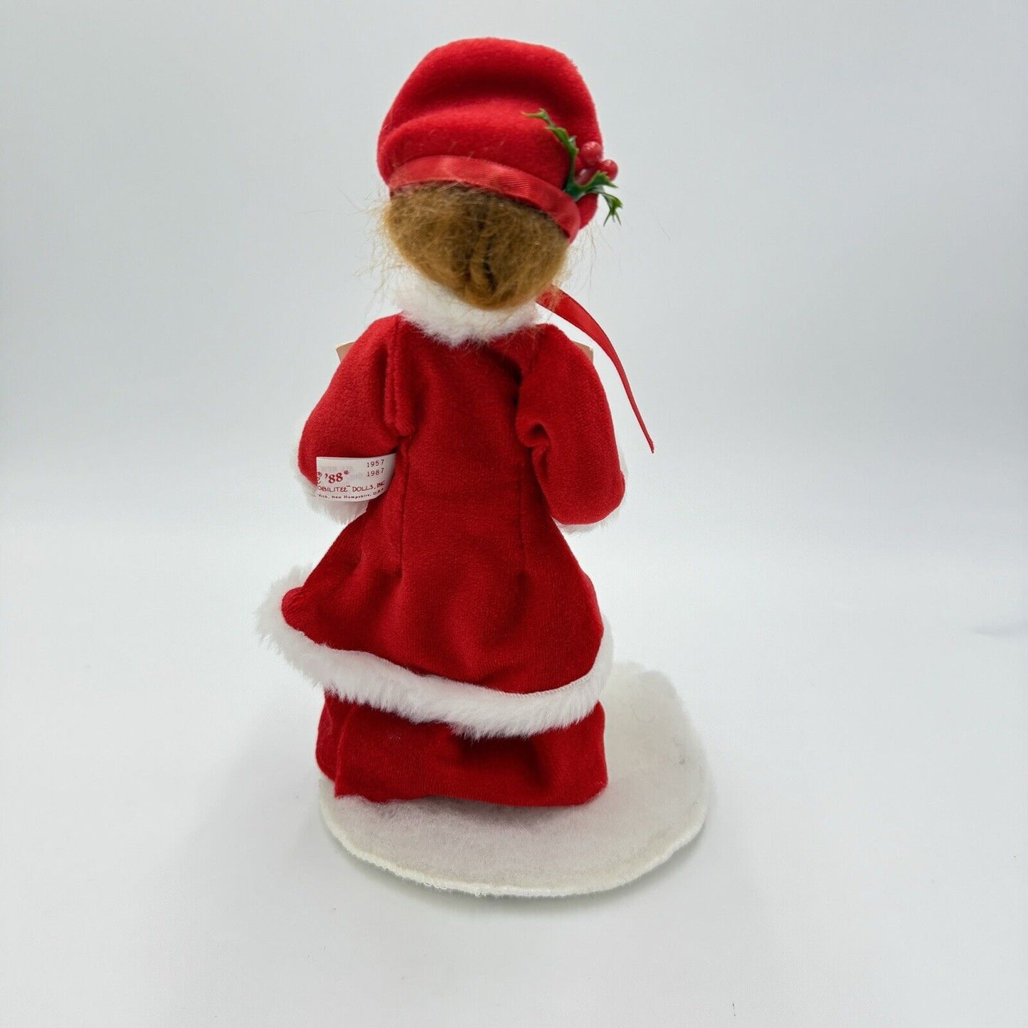 Annalee Doll Christmas Caroler Girl Vintage 1987 Rare Read Felt Fabric 10”