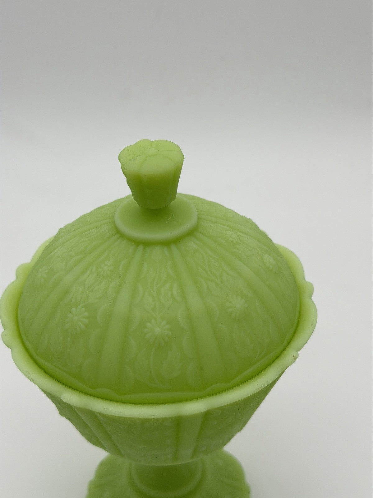 Fenton Art Glass Lime Green Satin Custard Compote Candy Dish Daisy Uranium 9”