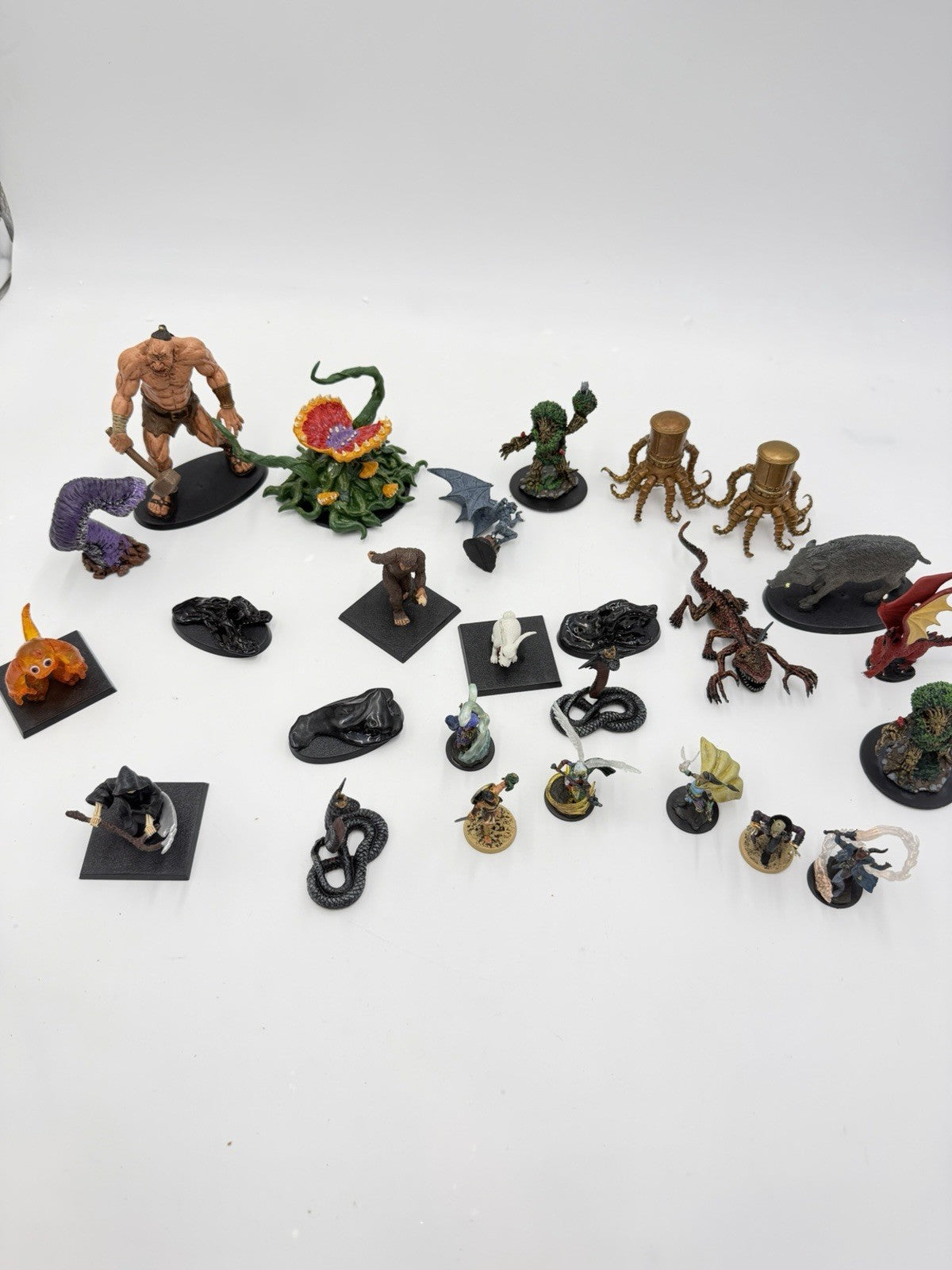 Painted Miniatures Wizards Wizkids Games Workshop Reaper Miniatures Lot 26 PCs