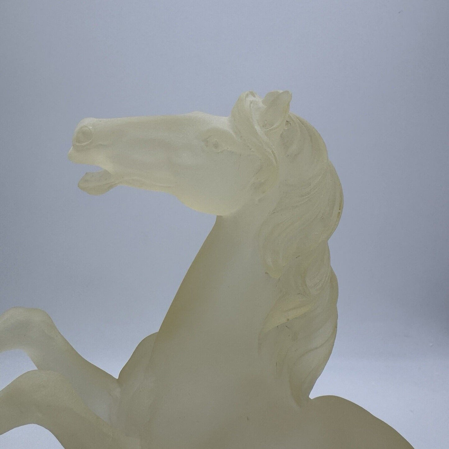 Rare Vintage 80s Regency Frosted Lucite Acrylic Horse New York Stallion 16” Larg