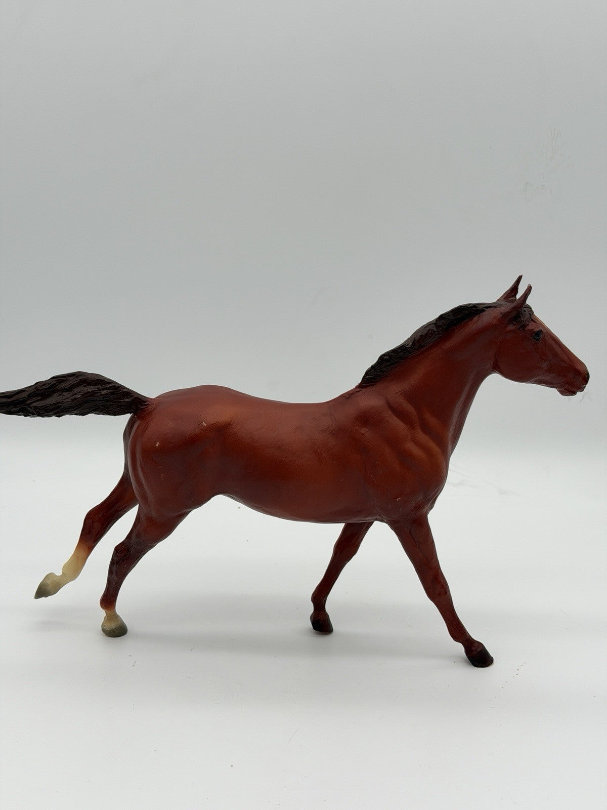 Breyer Race Horse #90 Phar Lap Champion Australian Thoroughbred Figurine