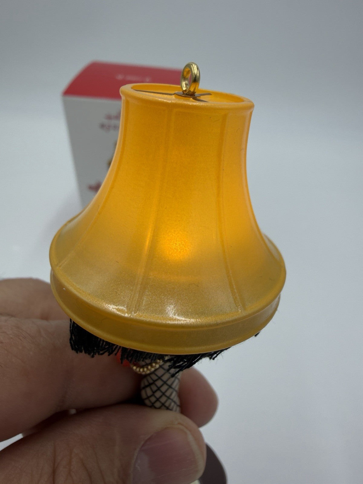 Hallmark 2017 MAGIC Keepsake  What A Great Lamp A Christmas Story Ornament