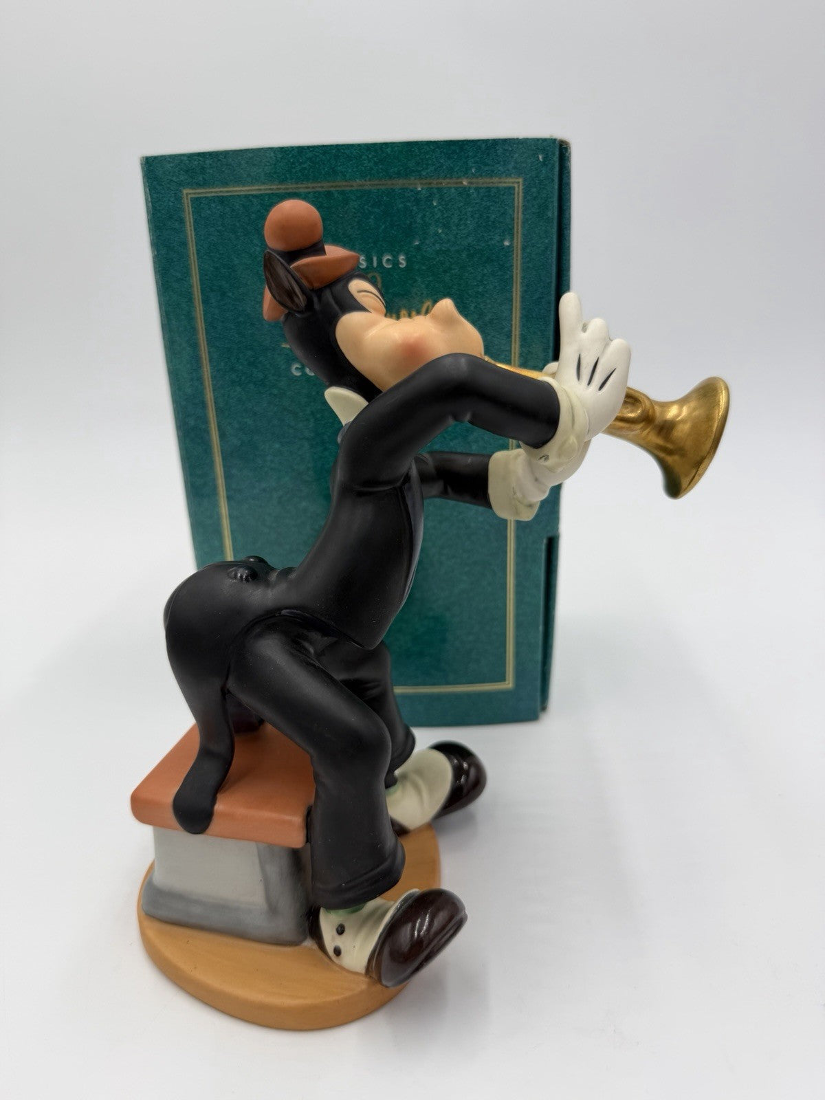 Walt Disney Classics Collection WDCC Horace's High Notes Symphony Hour Figurine
