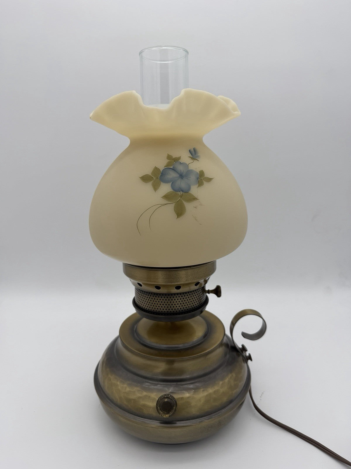 Fenton Art Glass Blue Floral Dogwood Cameo Satin Hammered Colonial Lamp Rare Vtg