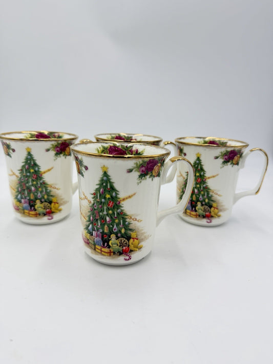 Royal Albert Old Country Roses Christmas Magic Porcelain England Coffee Mugs Set