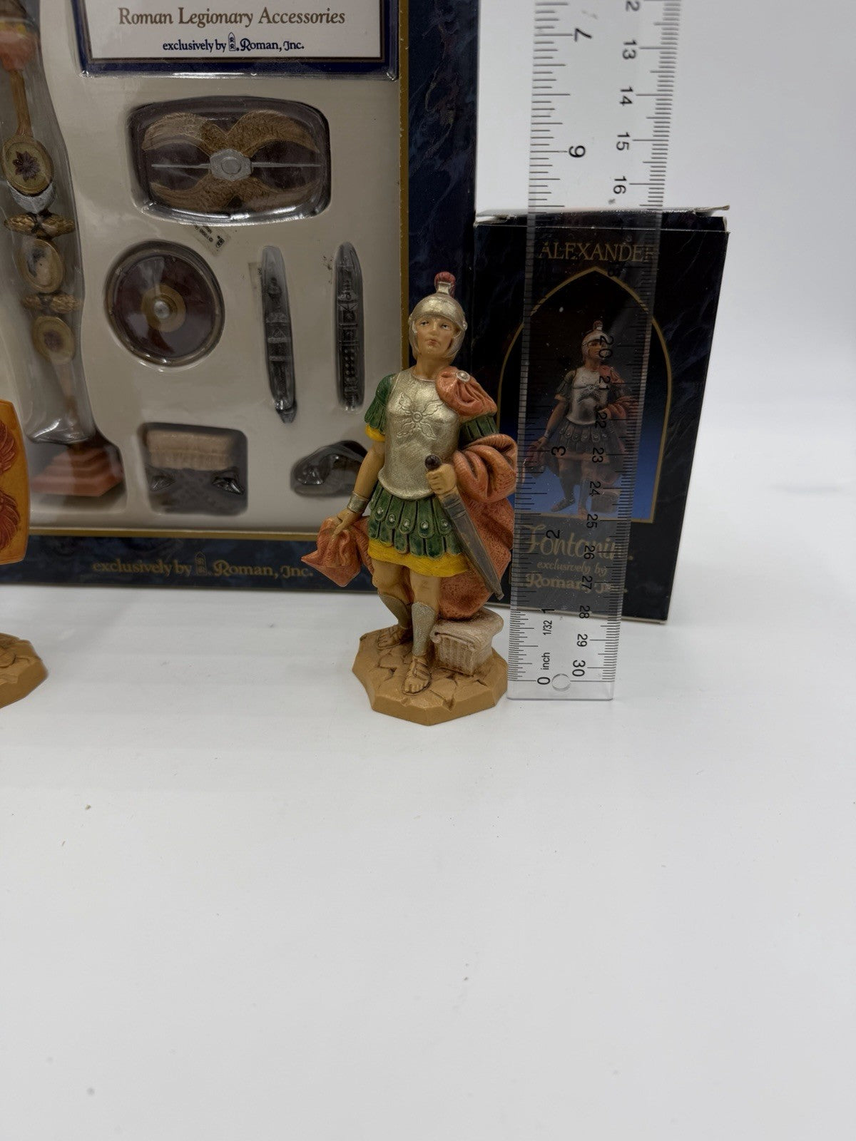 Fontanini Roman Legionary Accessories & Soldiers Marcus & Alexander Figurines