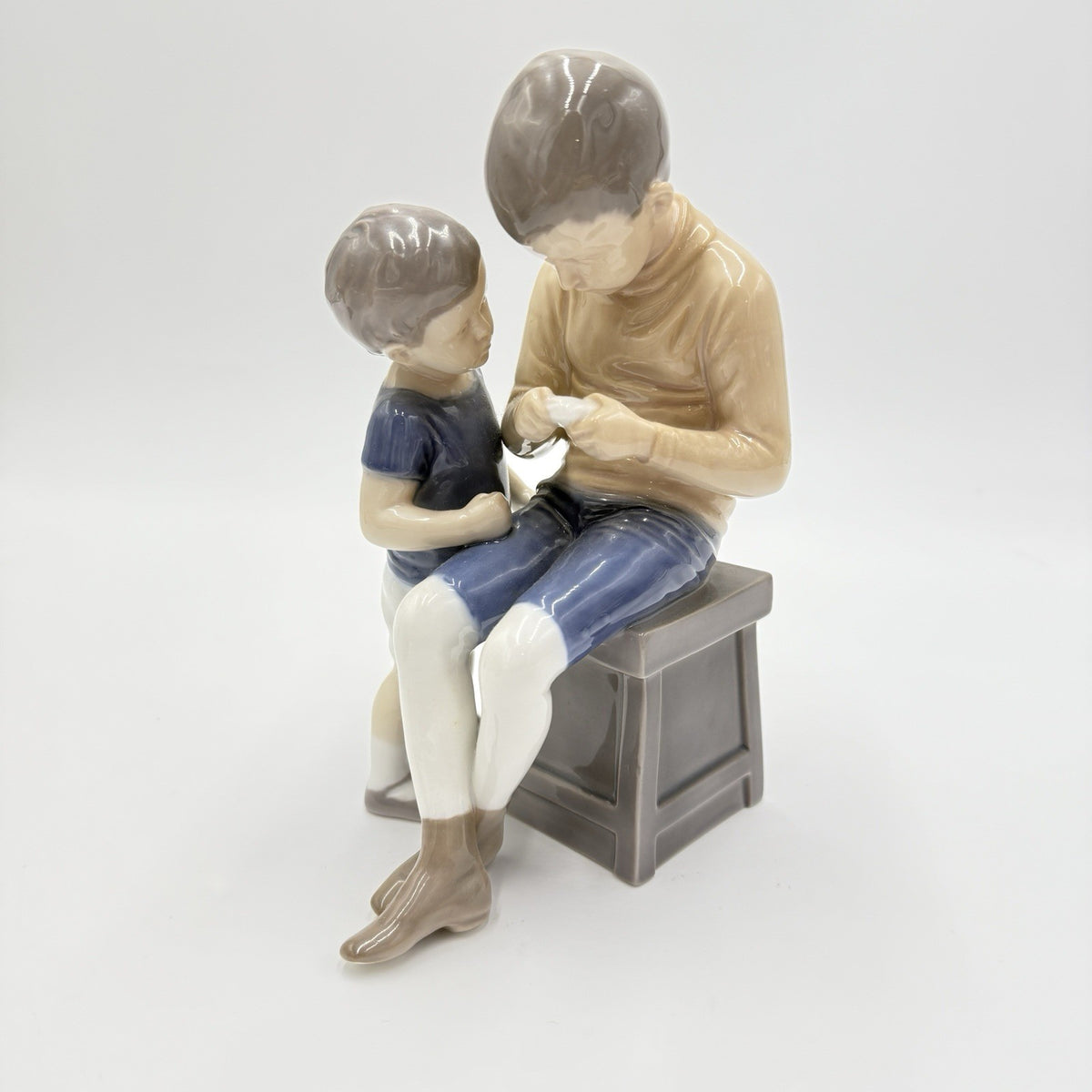 Bing and Grondahl Porcelain Denmark Figurine Tom & Willy No. 1648 Large Glossy