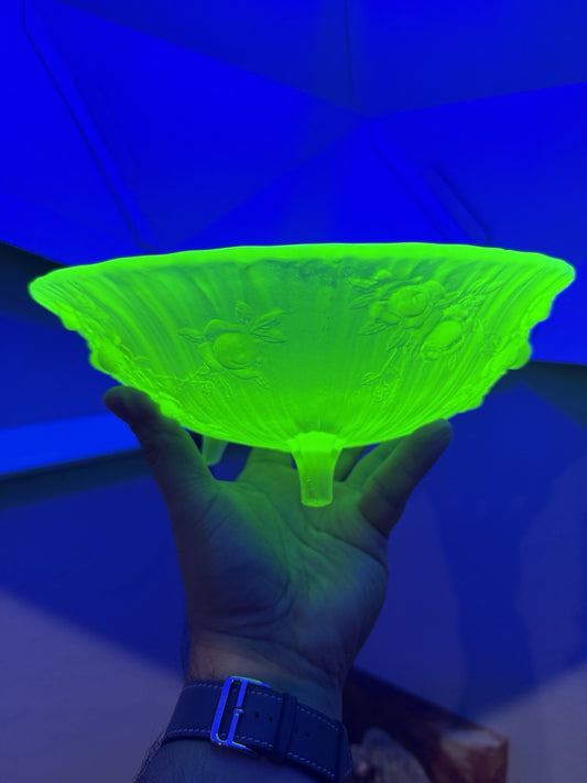 Tiffin Art Glass Vaseline Uranium Satin Roses Bowl 1920 MCM Round Green See Pics