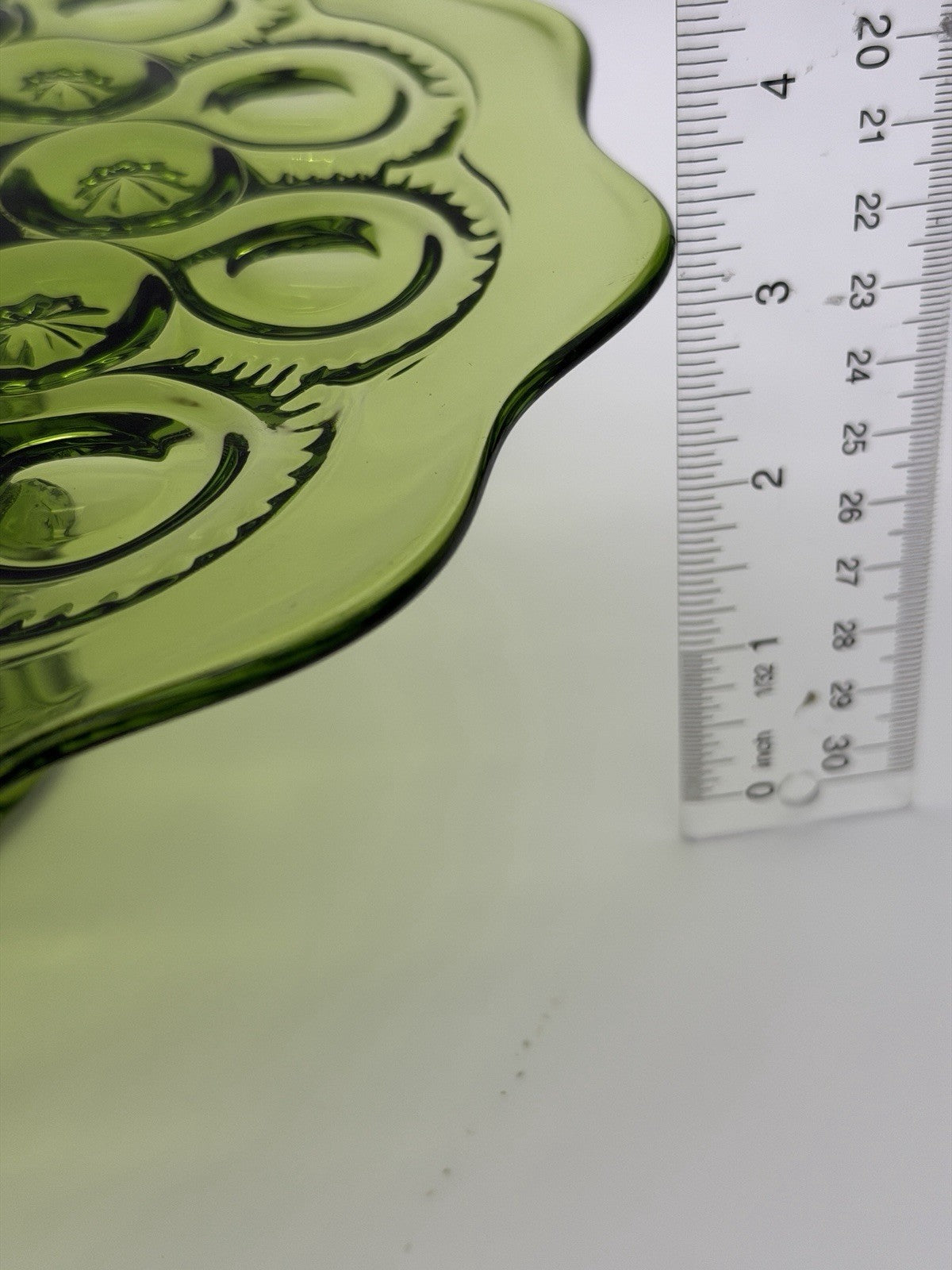 MCM LE Smith Moon & Star Cake Stand Heritage Green Art Glass Pastry Plate 11”