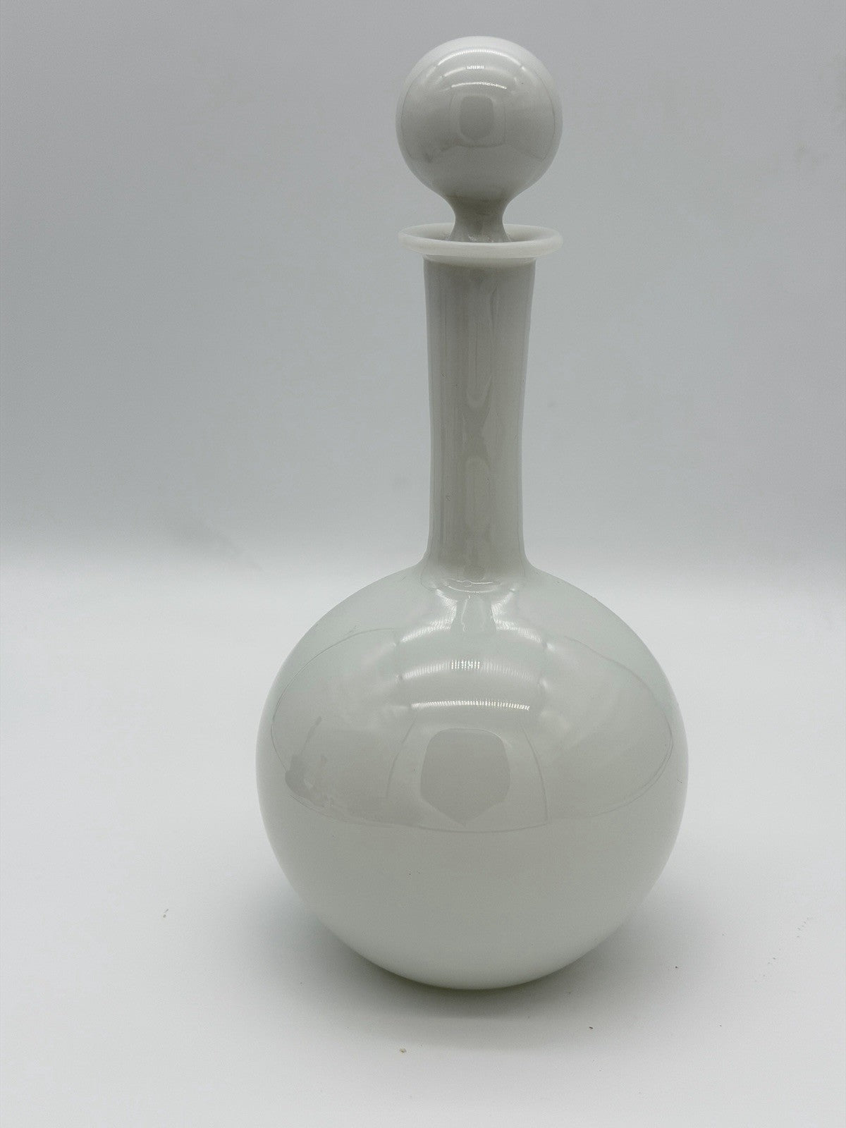 Vtg Art Glass Portieux Vallerysthal White Opaline Dresser Bottle /Stopper 11”H